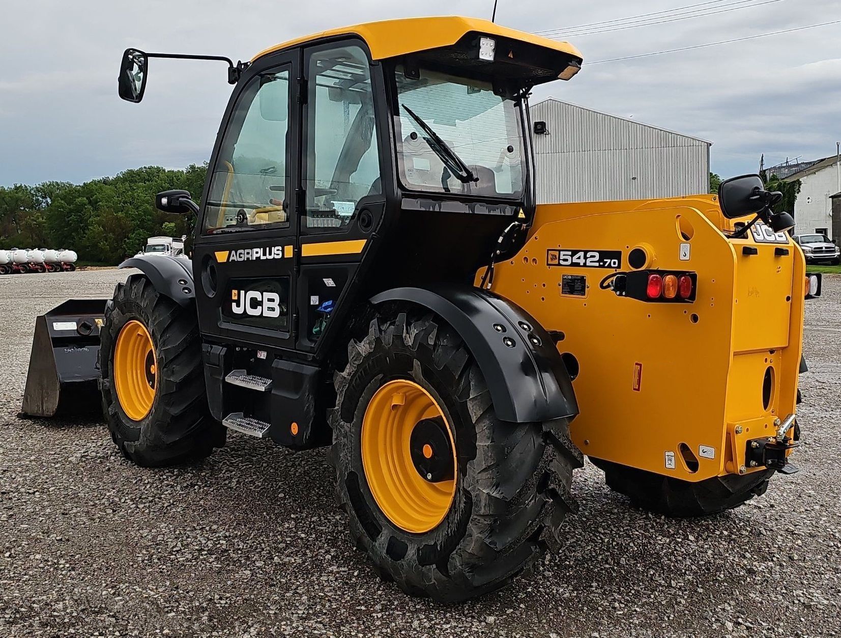 gallery 2023 JCB 542-70AG telehandler
