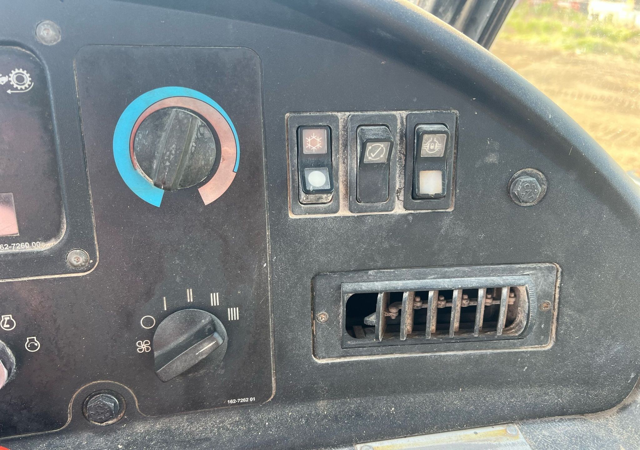 gallery 2002 Caterpillar 730 haul truck