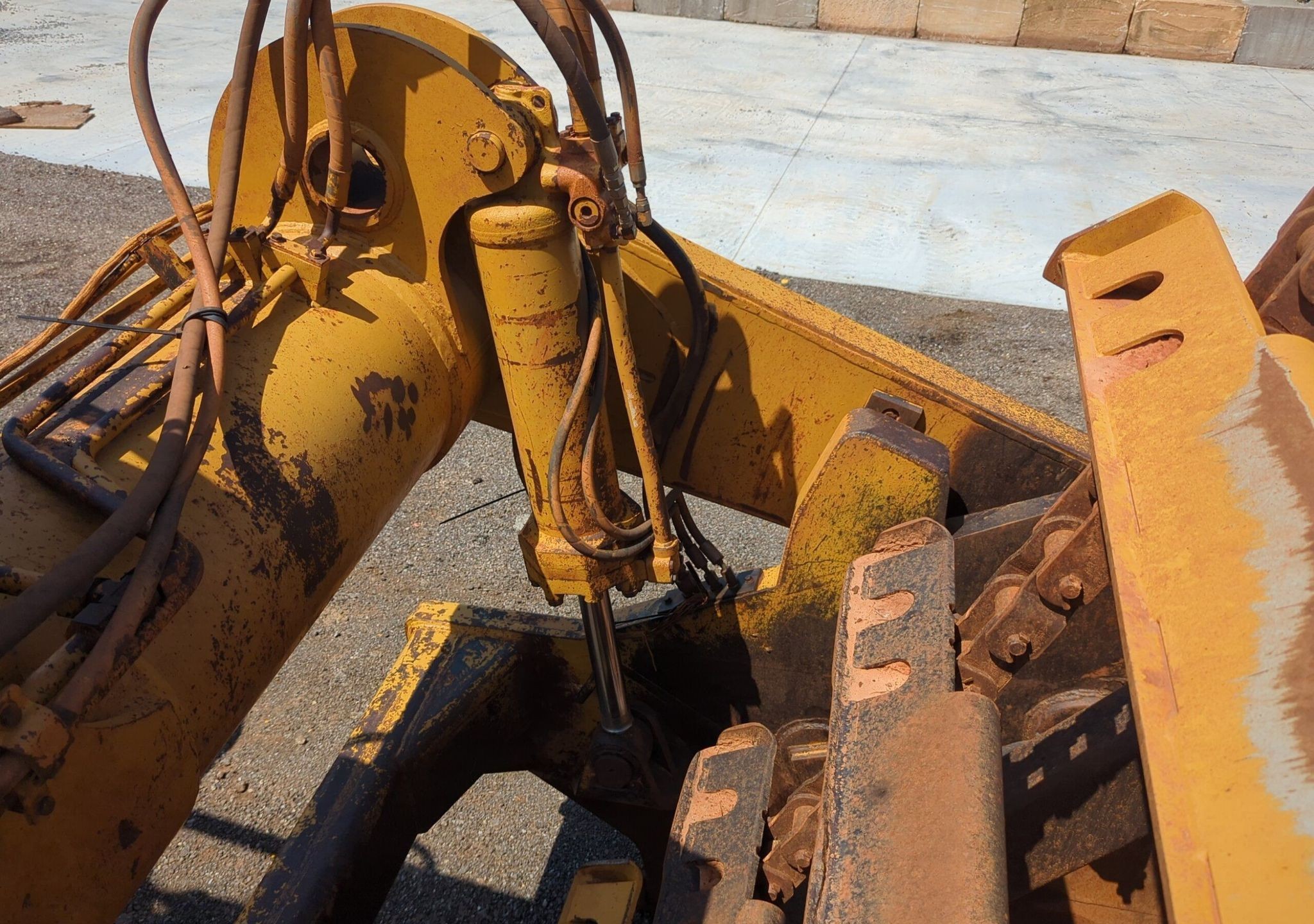 gallery 1995 Caterpillar 623F Elevating Scraper