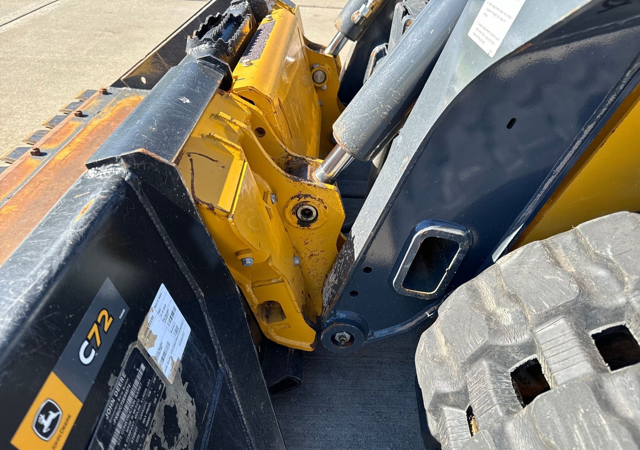 gallery 2023 John Deere 317G tracked skid steer loader