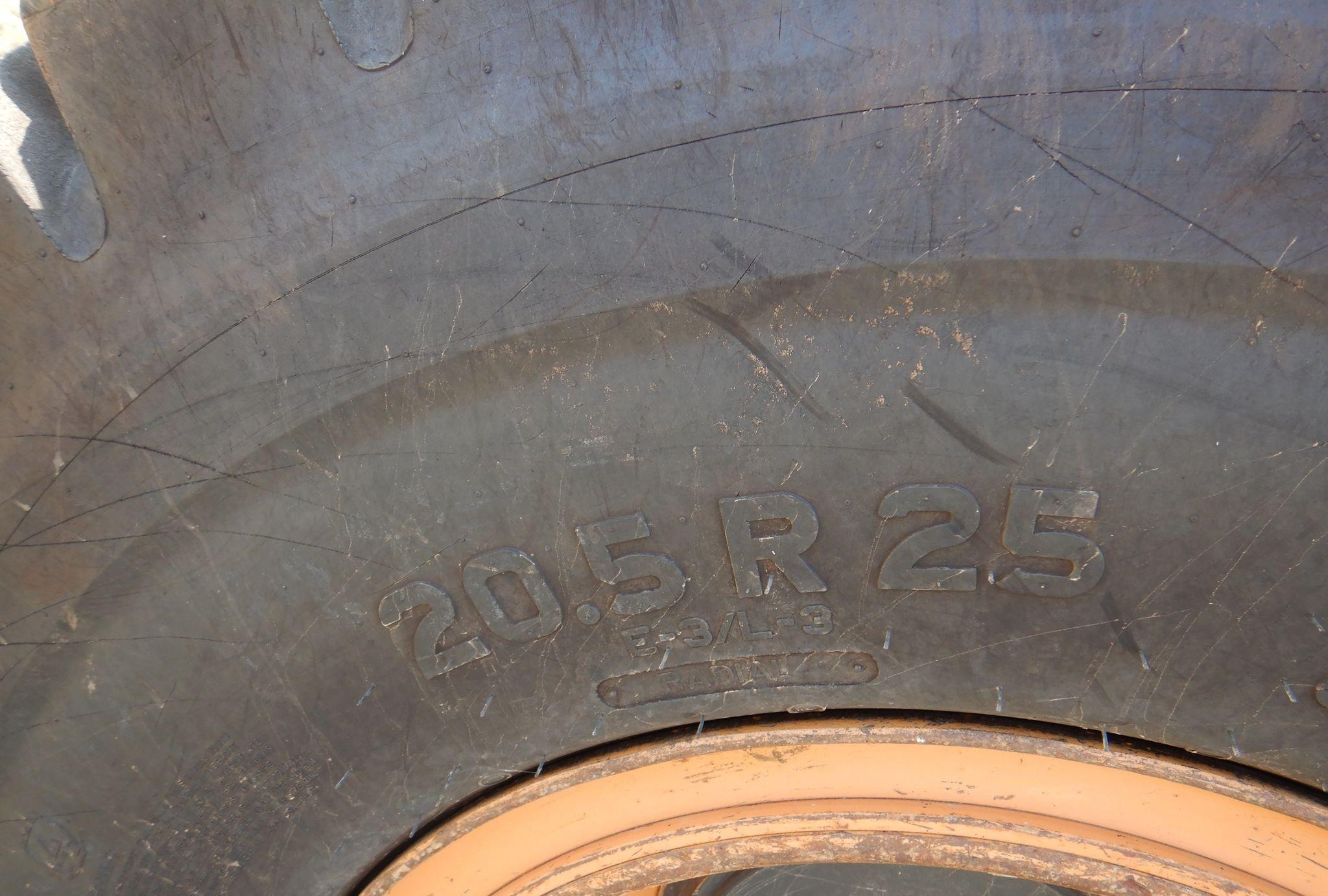 gallery 2014 Case 621F  wheel loader