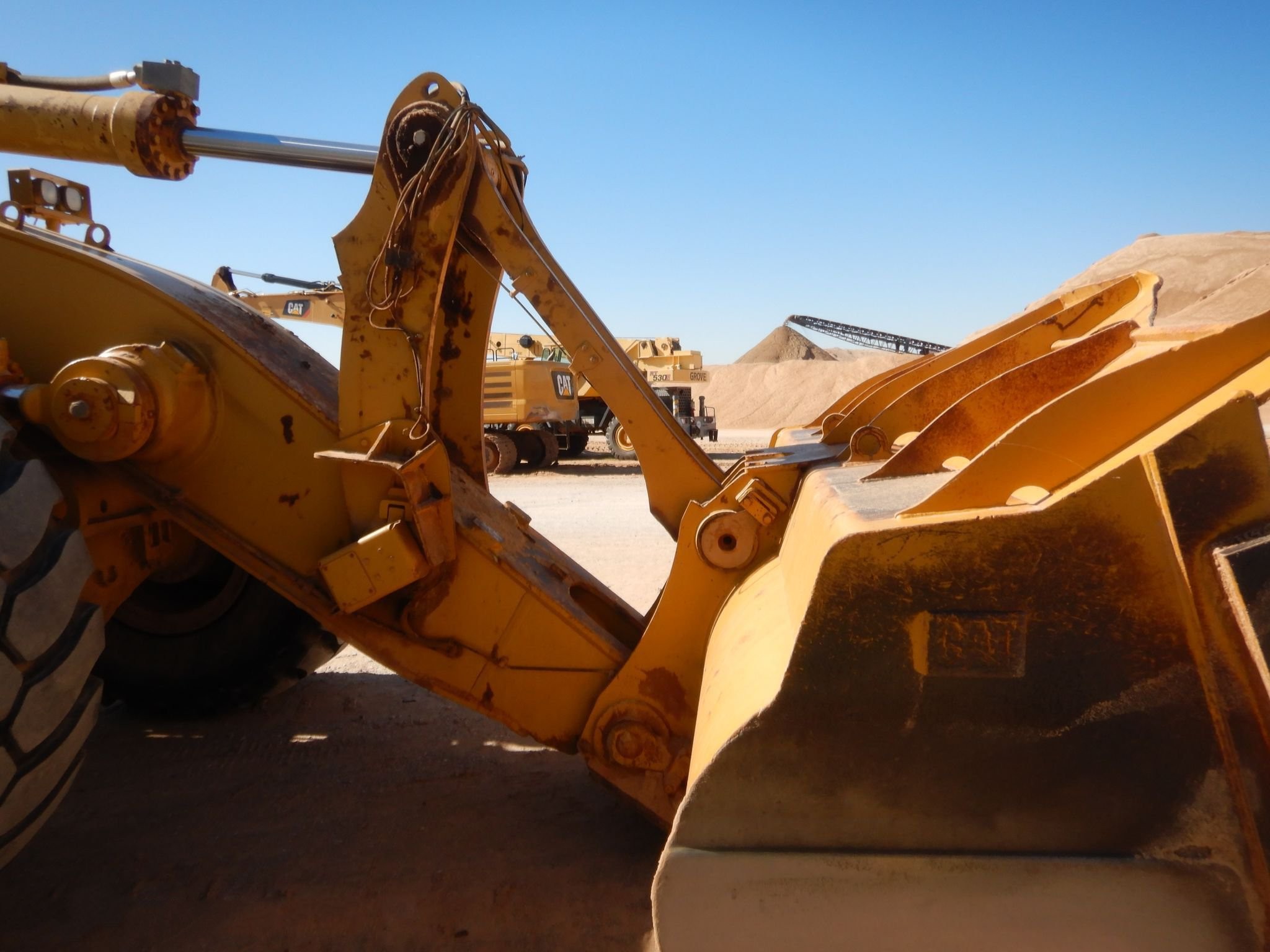 gallery 2006 Caterpillar 988H wheel loader