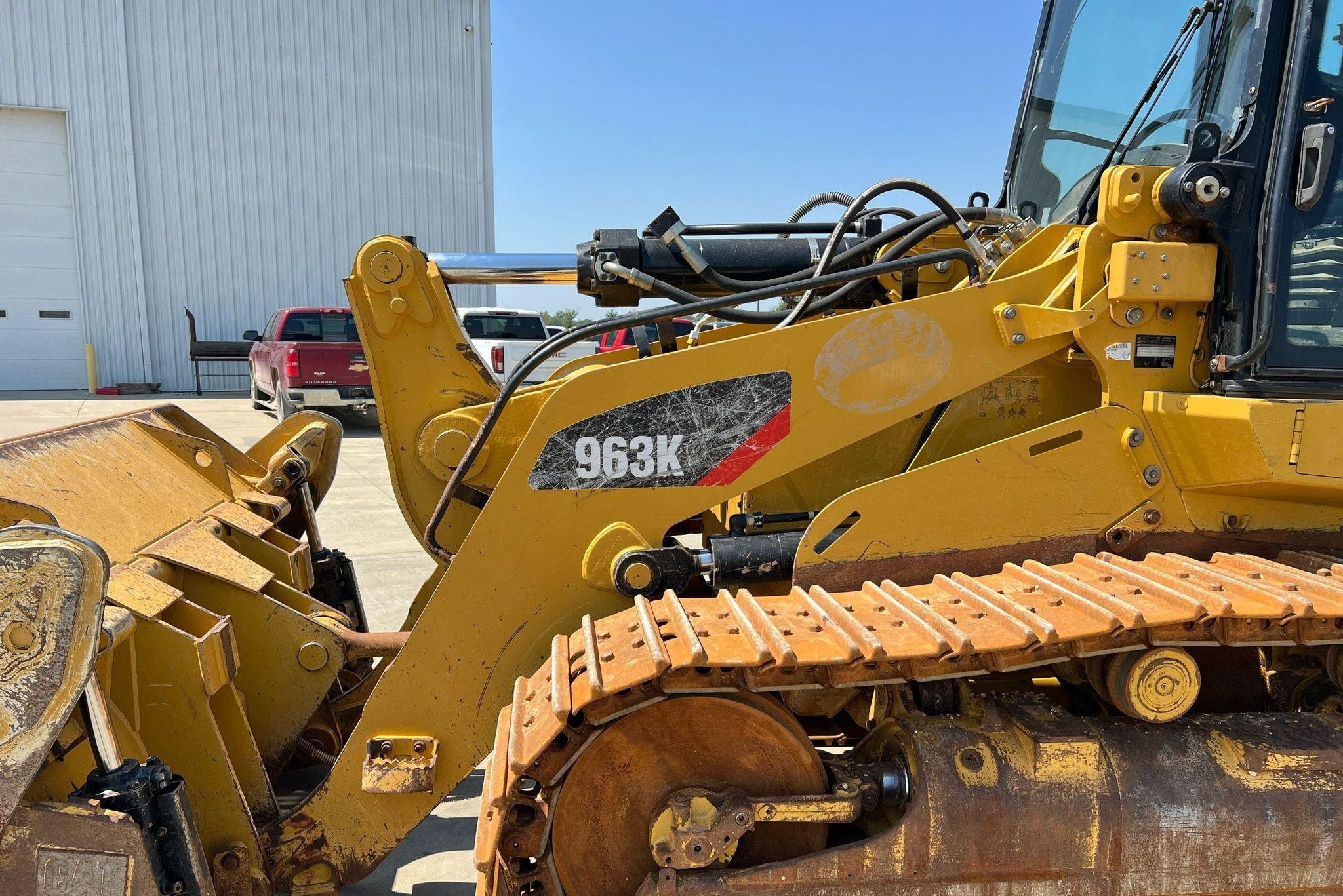 gallery 2016 Caterpillar 963K track loader