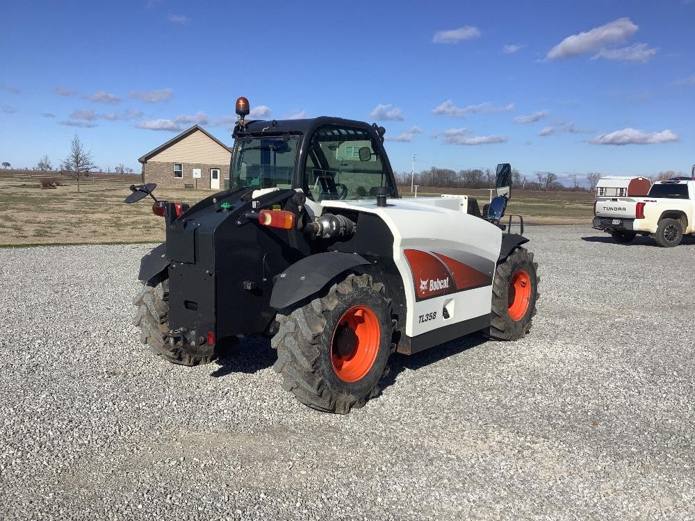 gallery 2016 Bobcat TL358H Telehandler