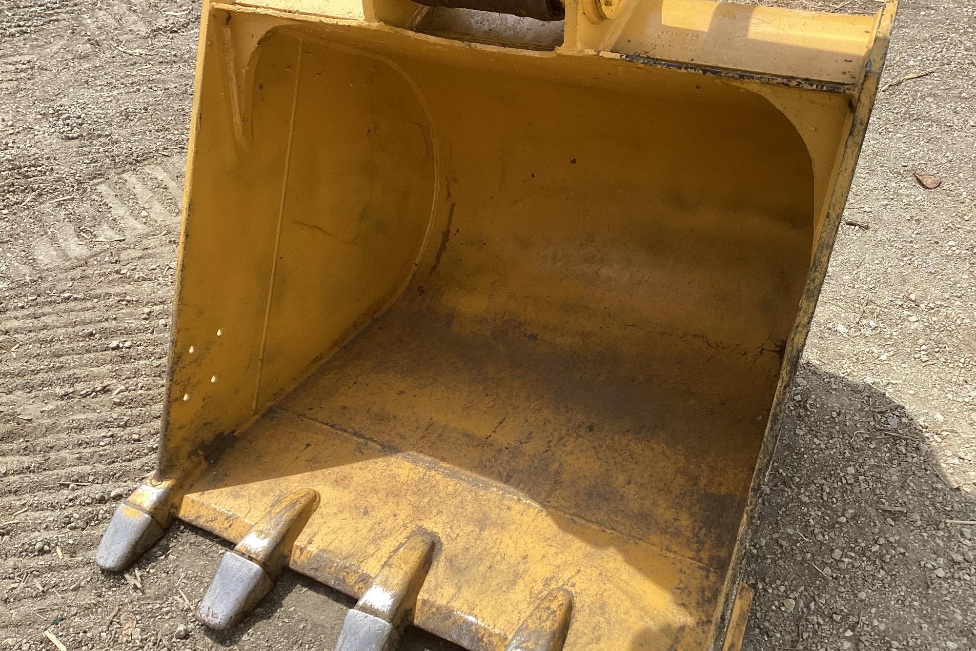 gallery 2014 John Deere 130G Excavator