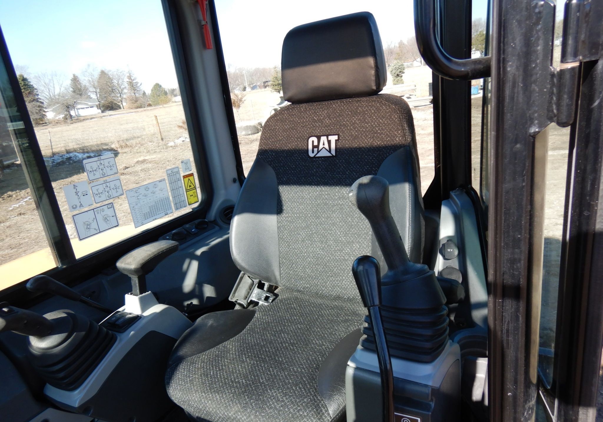 gallery 2018 Caterpillar 305E2 mini excavator