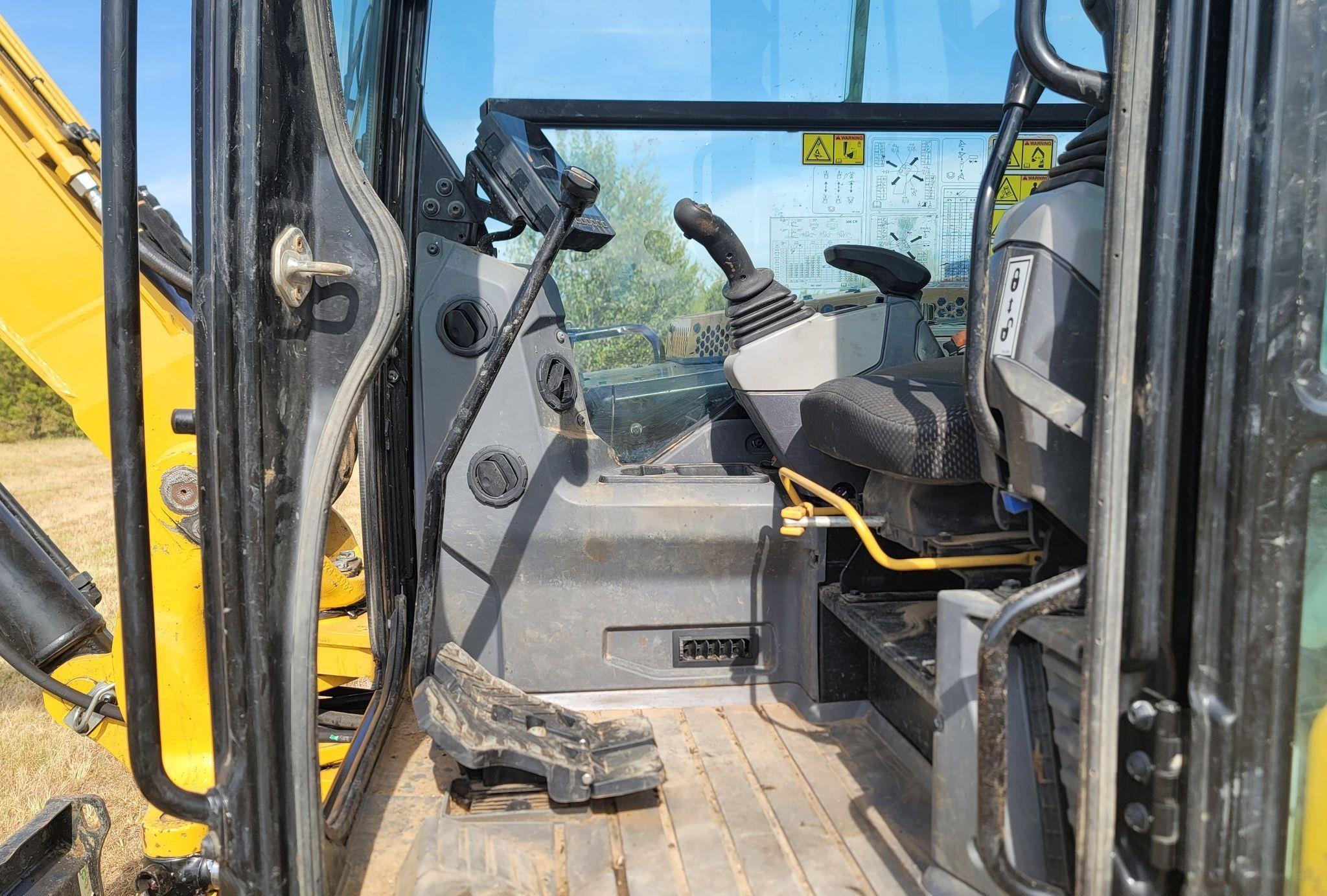 gallery 2019 Caterpillar 306CR  mini excavator