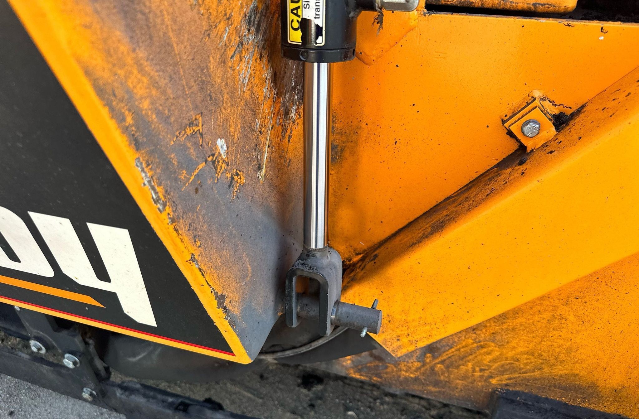 gallery 2018 LeeBoy 8500D paver