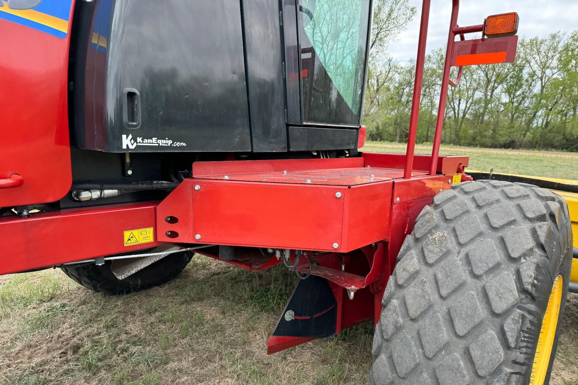 gallery 2014 New Holland Speedrower 240 Self-Propelled Windrower