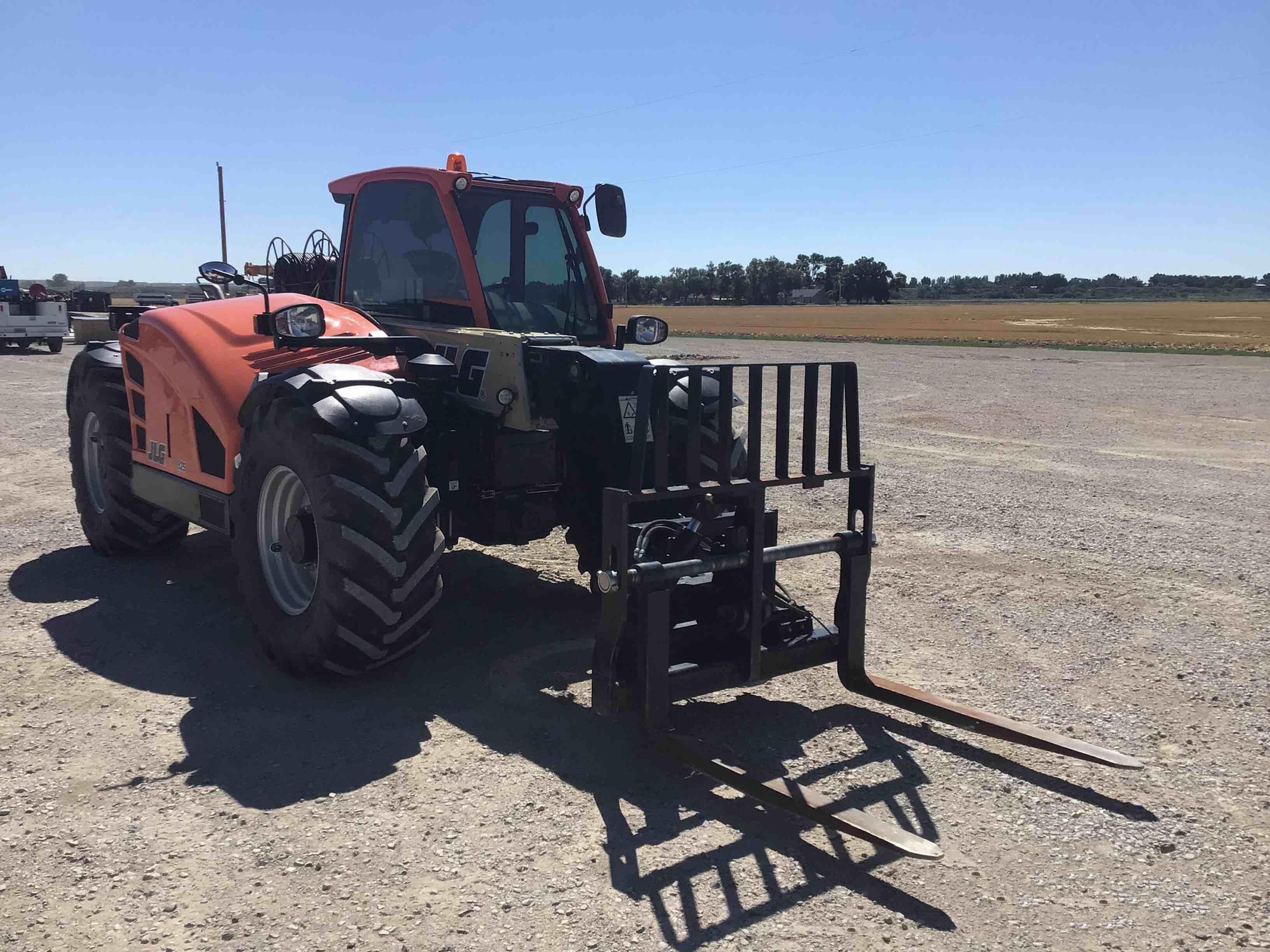 gallery 2018 JLG 925 4x4x4 Telehandler