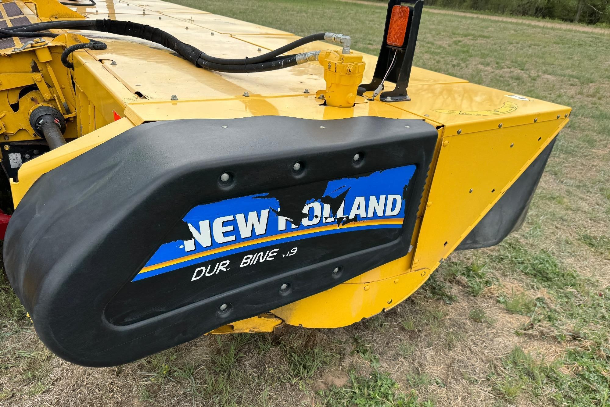 gallery 2014 New Holland Speedrower 240 Self-Propelled Windrower
