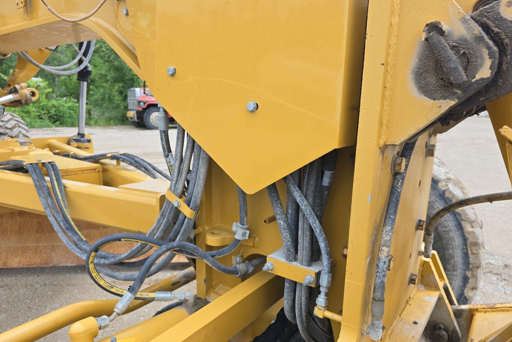 gallery 2012 Caterpillar 140M2 motor grader