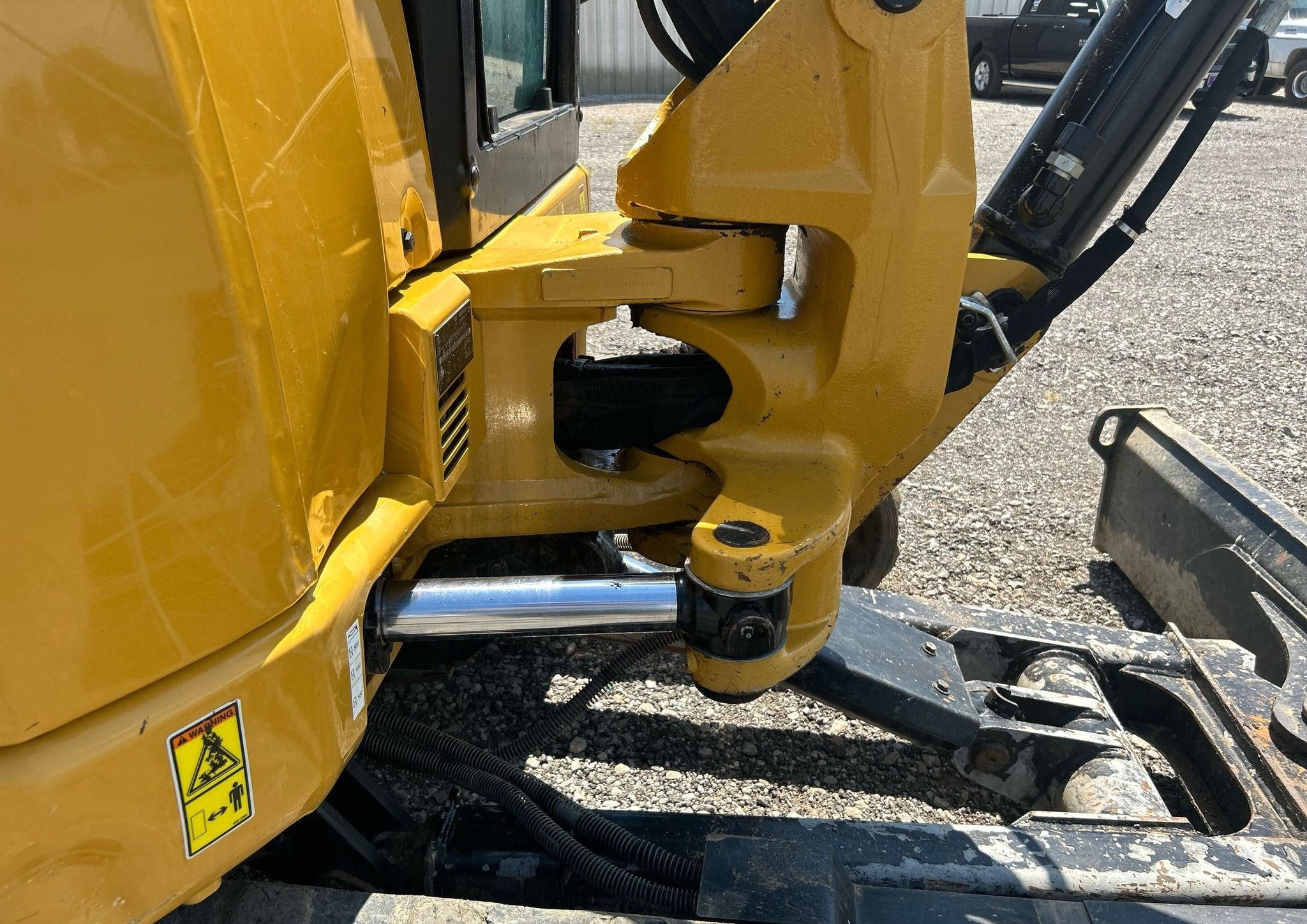 gallery 2020 Caterpillar 305E2 CR mini excavator