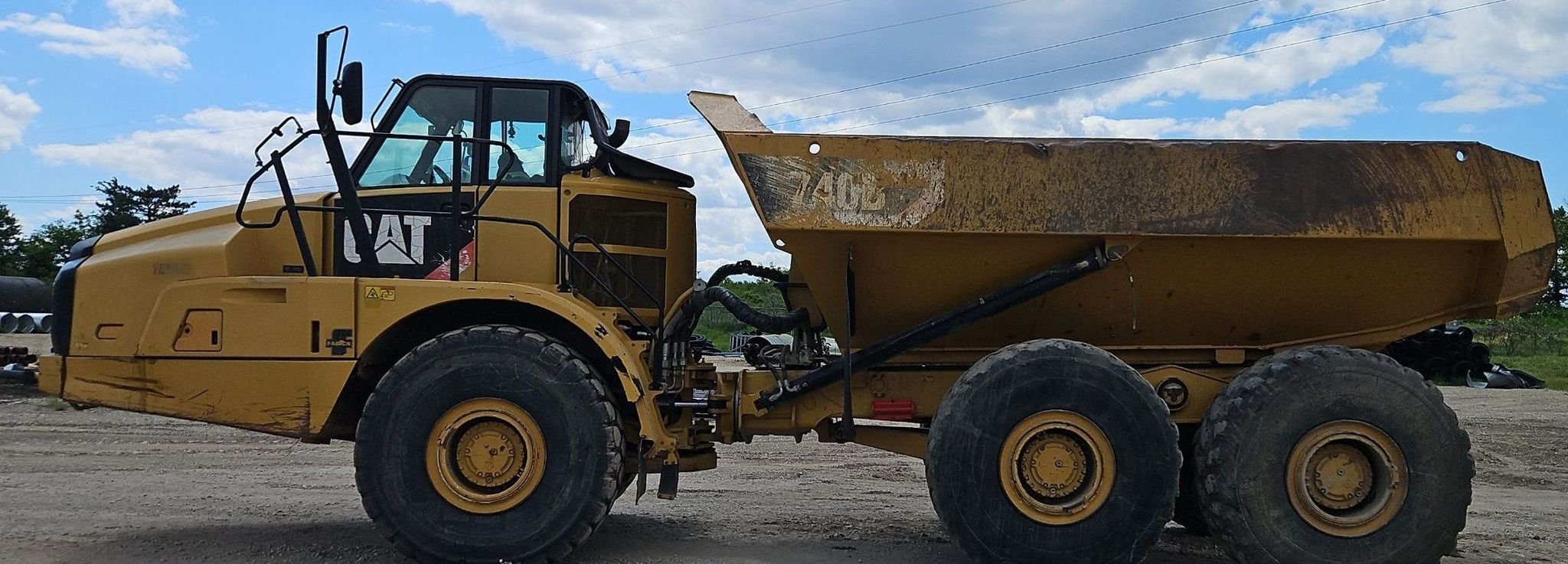 gallery 2013 Caterpillar 740B haul truck