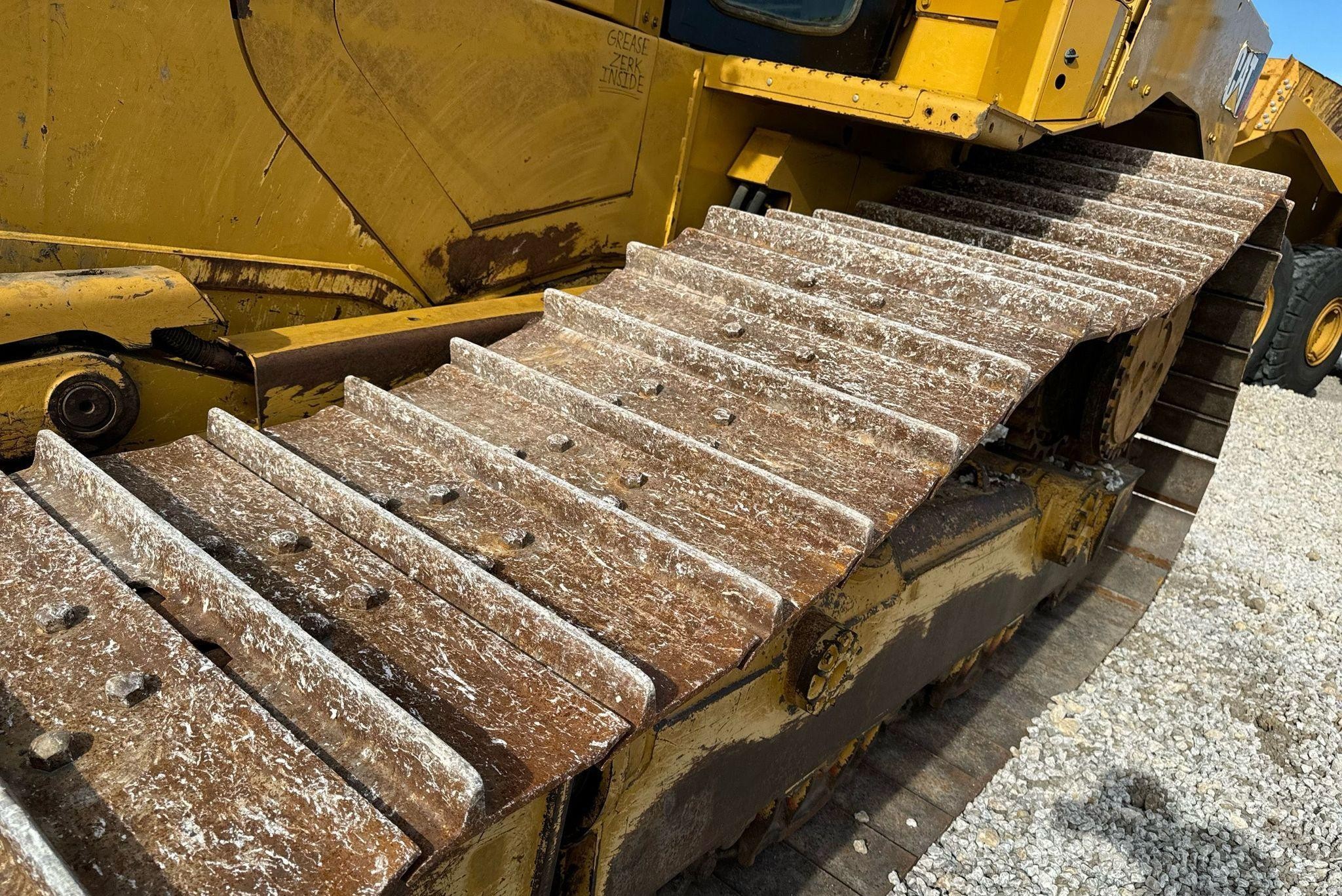 gallery 2014 Caterpillar D6T LGP dozer