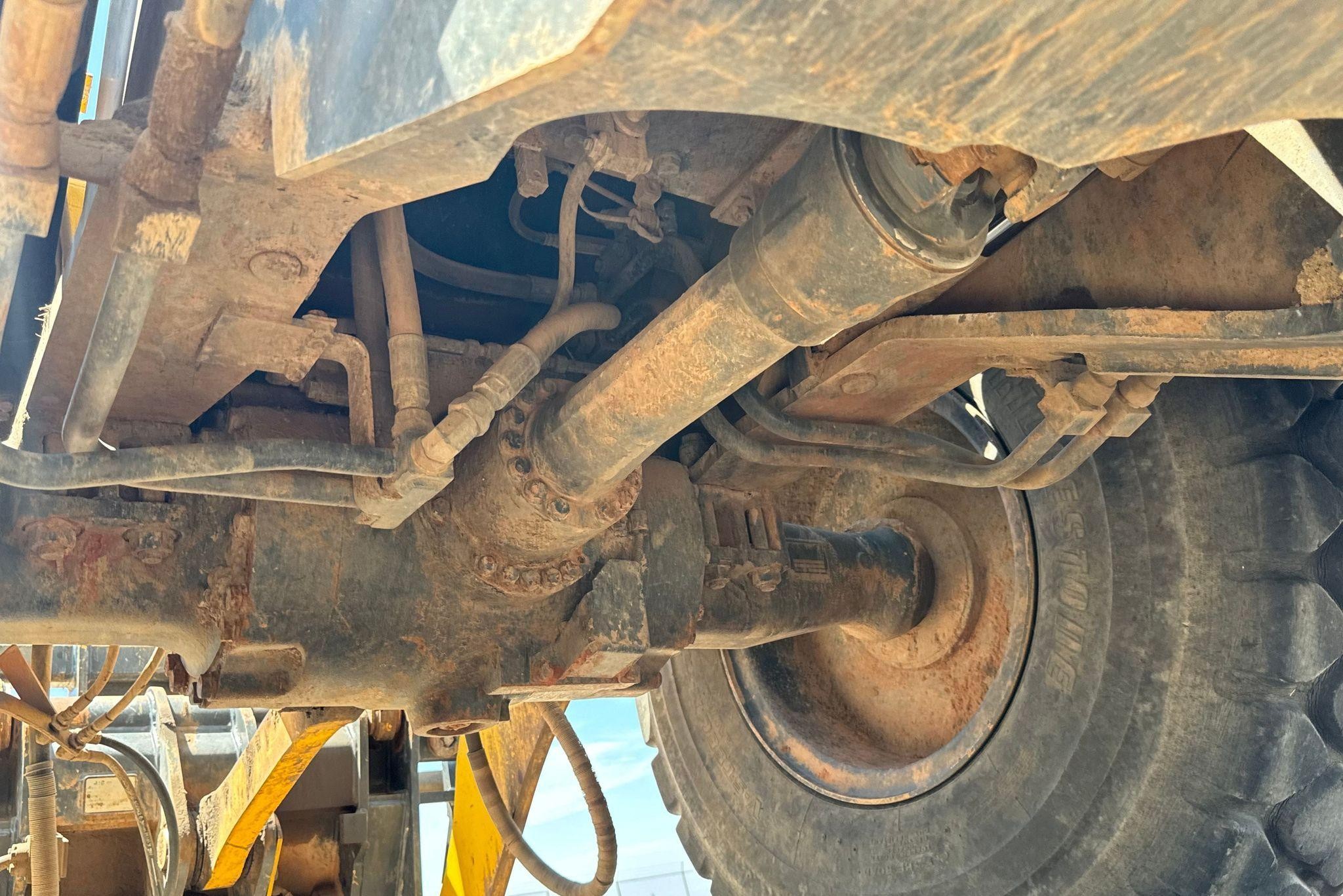 gallery 2014 Komatsu WA270-7 wheel loader