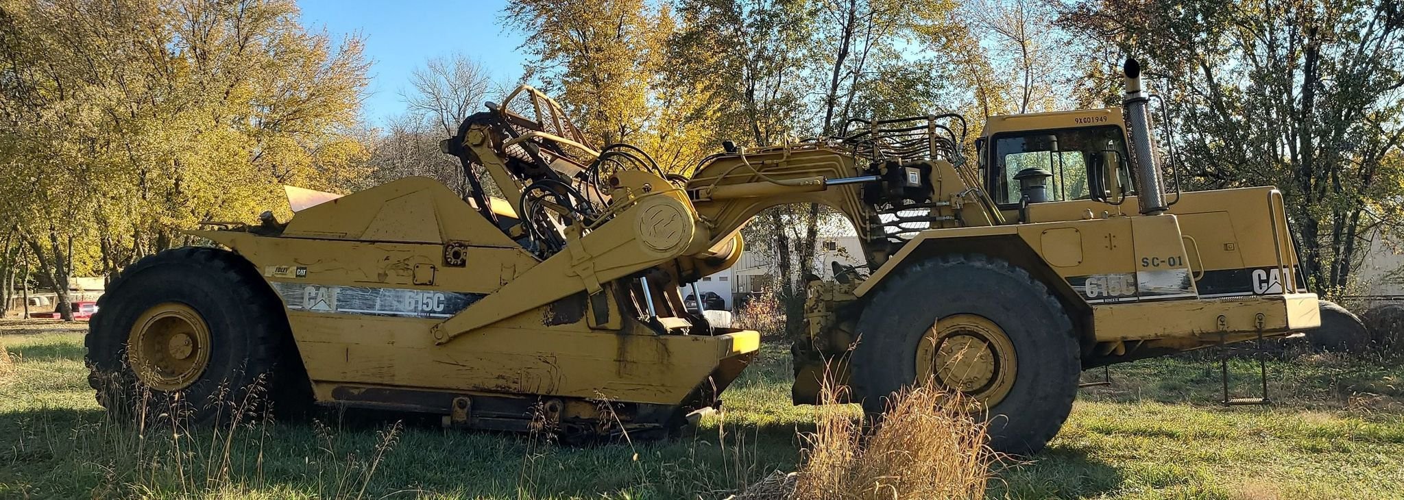gallery 2006 Caterpillar 615C Series II elevating scraper
