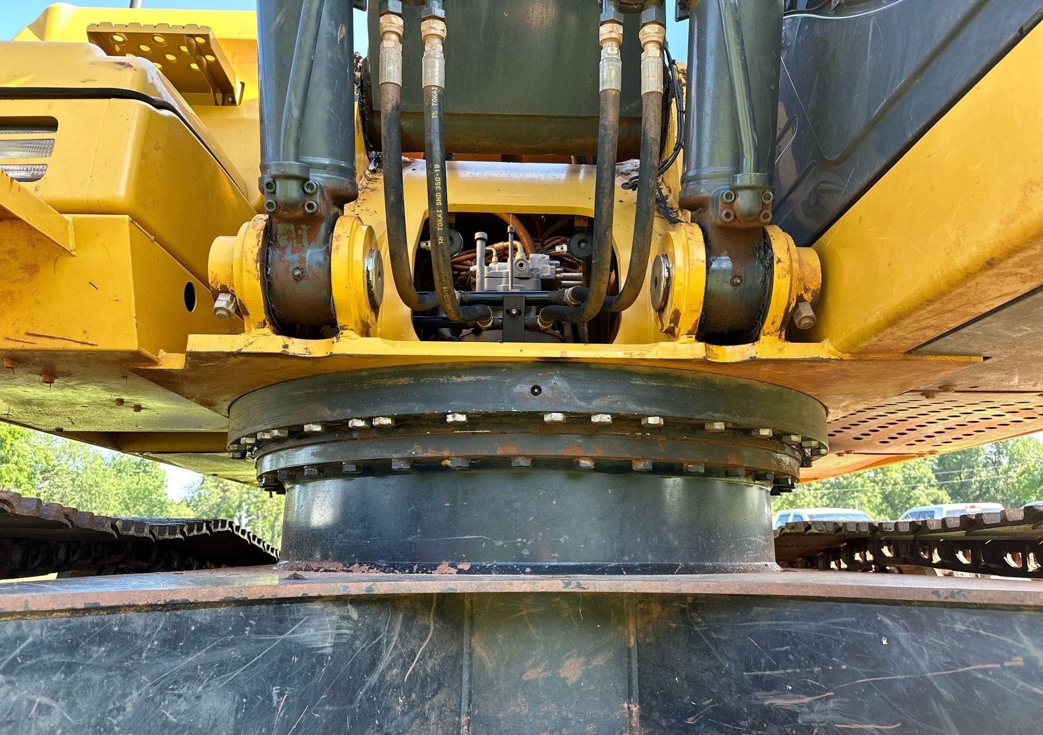 gallery 2014 John Deere 250G LC excavator