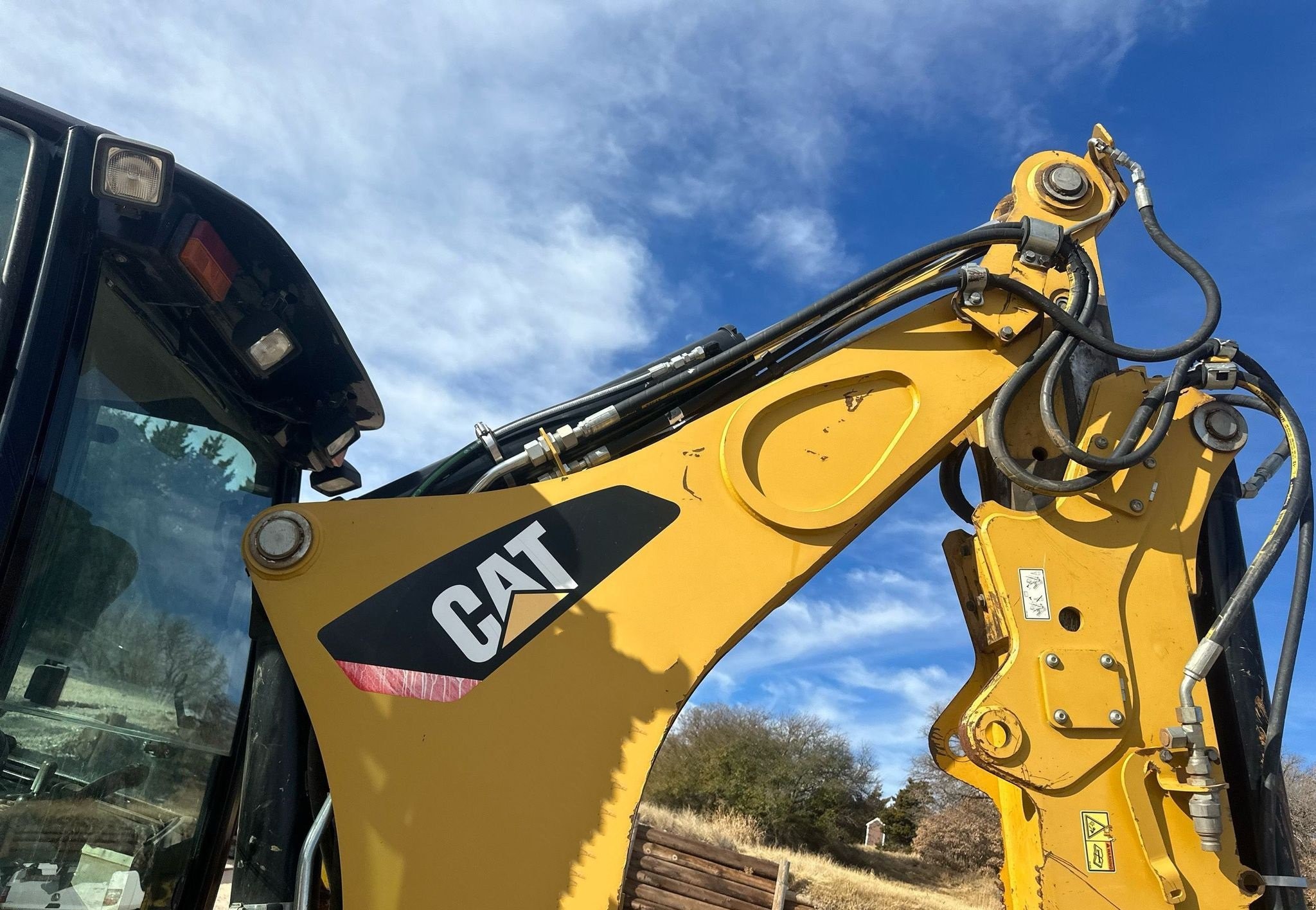 gallery 2015 Caterpillar 420F backhoe