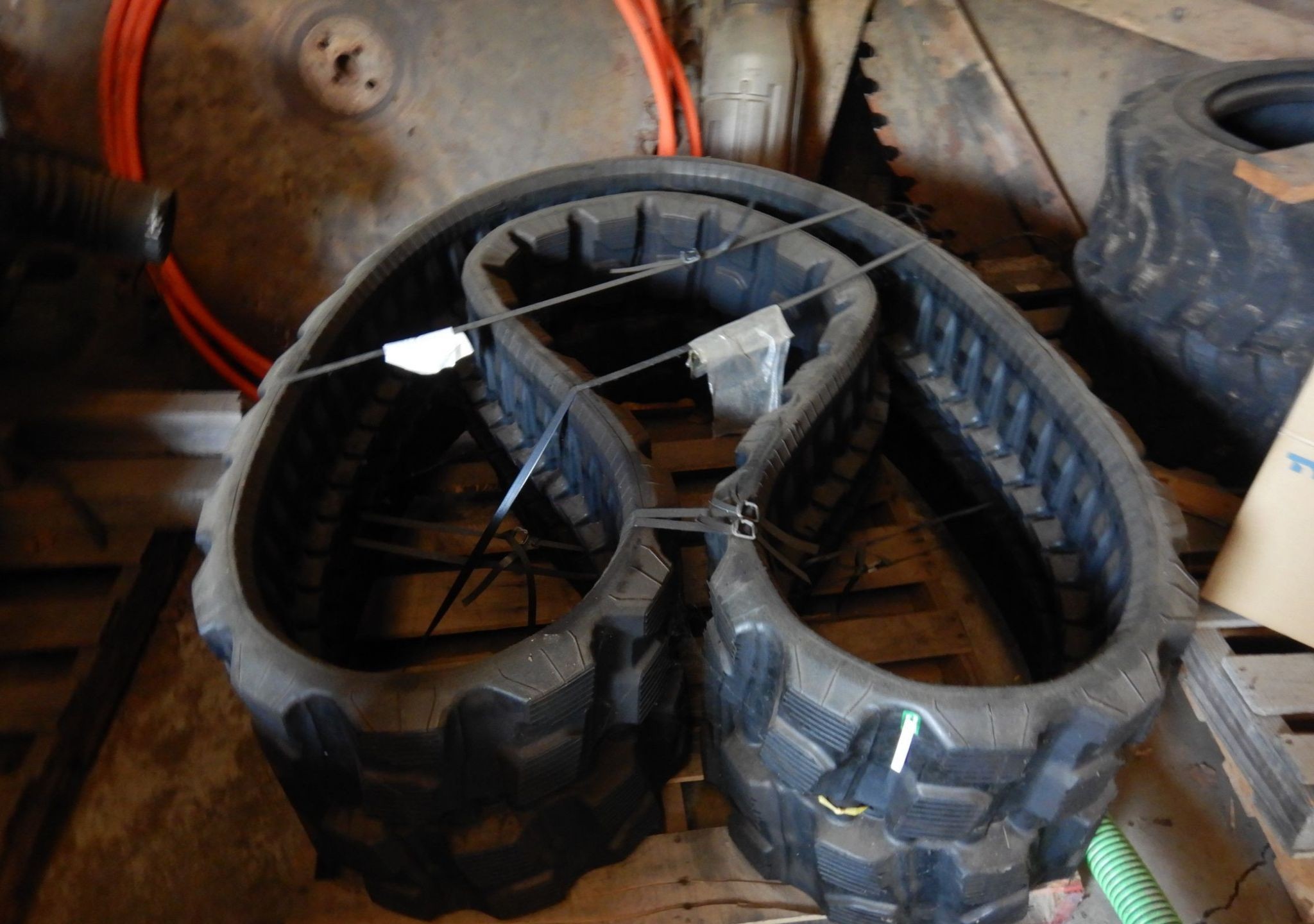 gallery 2004 Ditch Witch HT115 cable plow