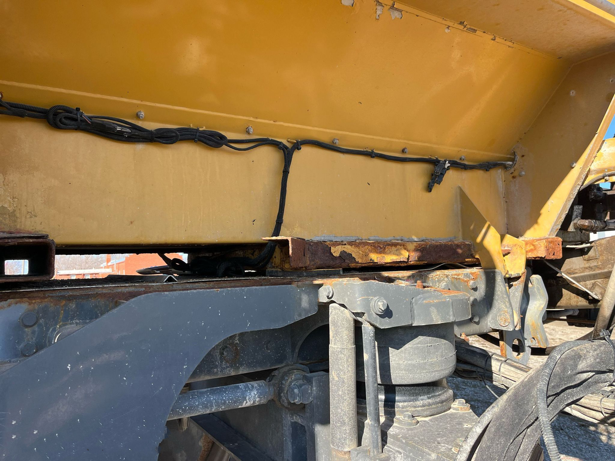 gallery 2013 Rogator RG1100 applicator