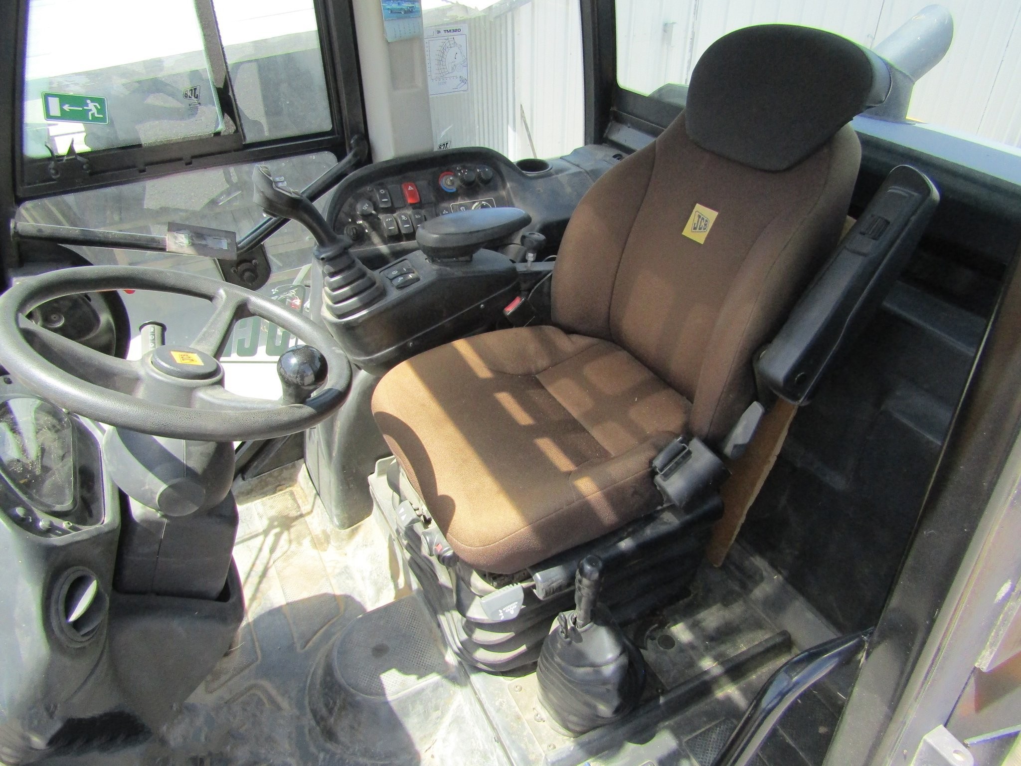 gallery 2013 JCB TM320 articulated telehandler