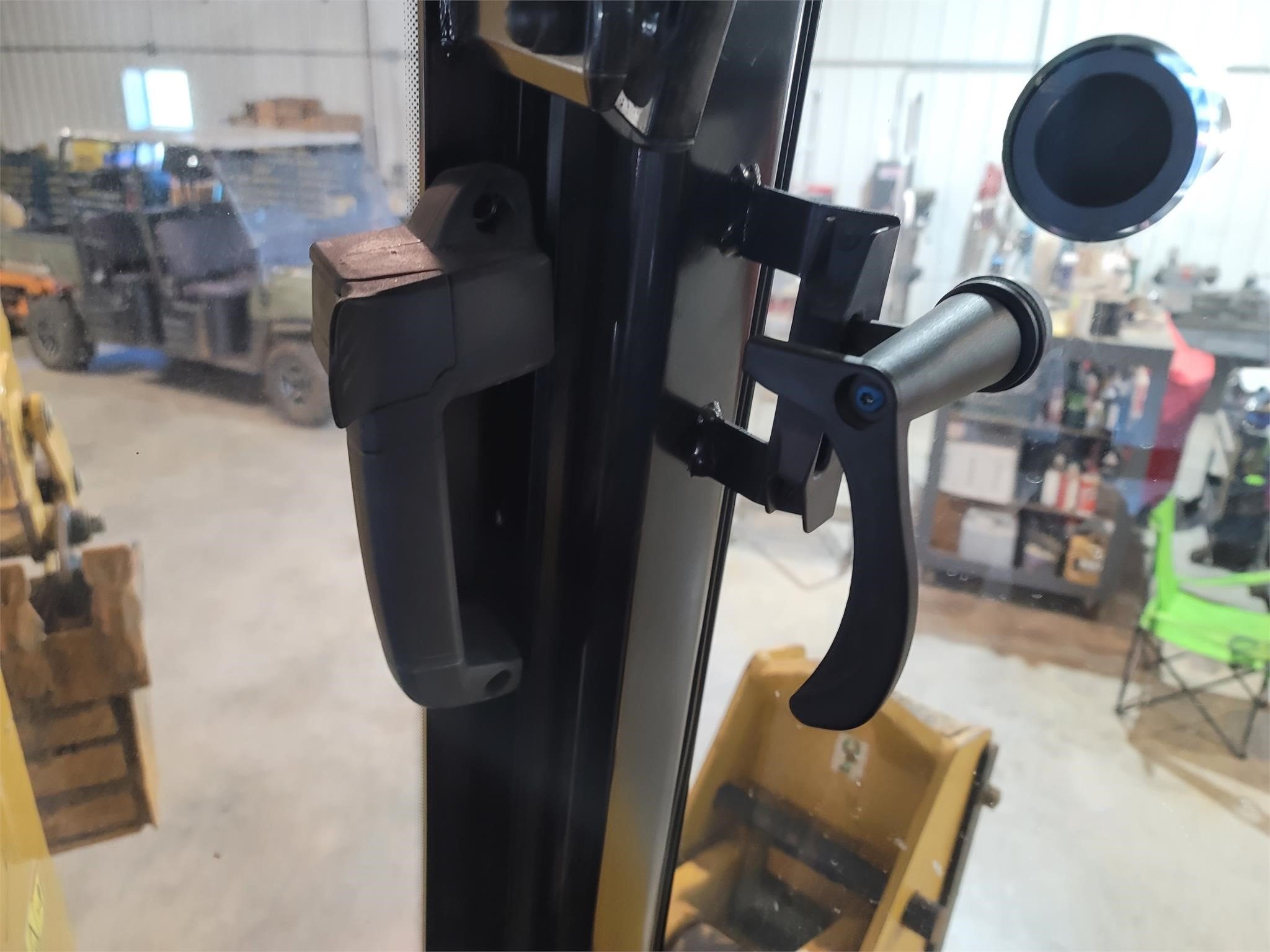 gallery 2018 Caterpillar 420F2 Backhoe