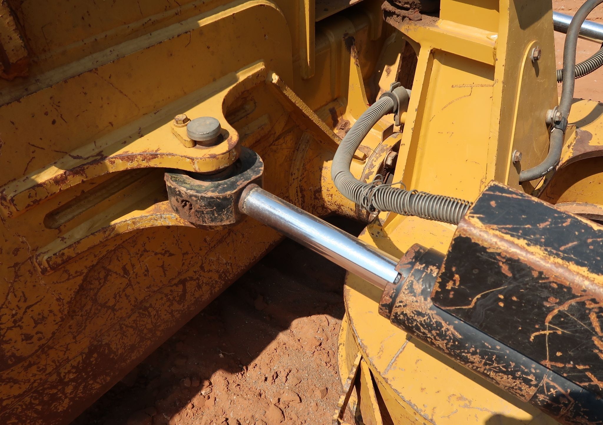 gallery 2014 Caterpillar D6K2 XL dozer
