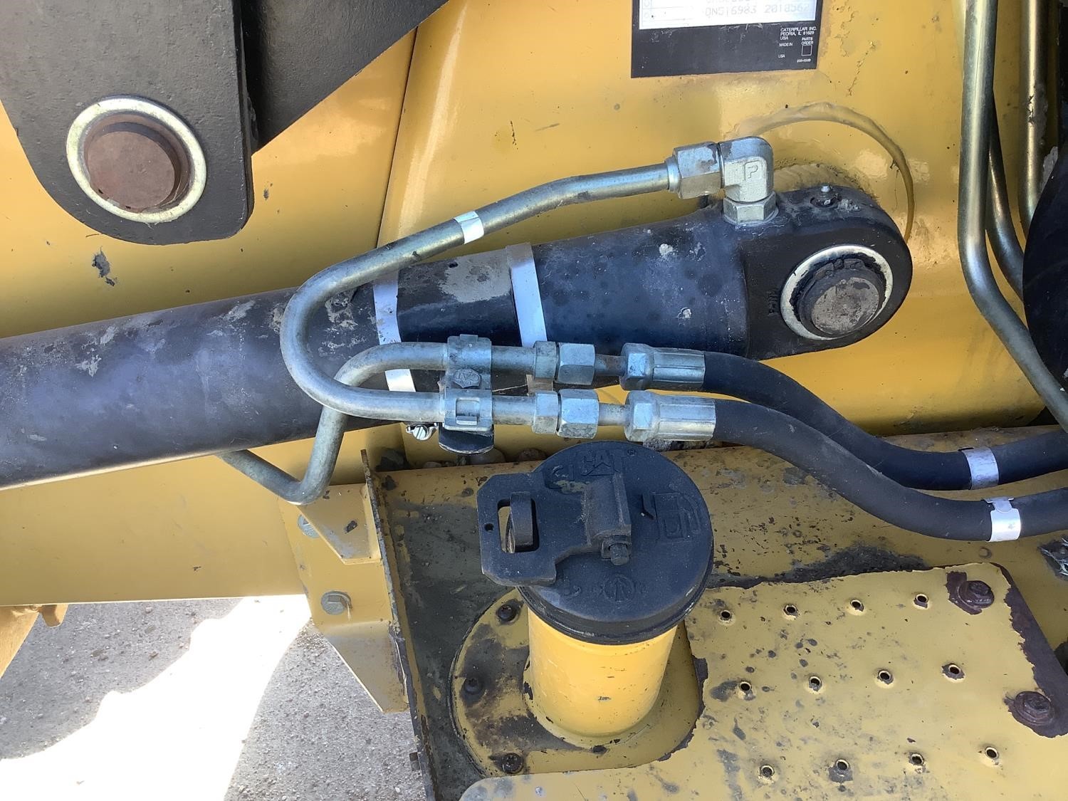 gallery 2005 Caterpillar 420D 4x4 Loader Backhoe W4-IN-1 Bucket & Extend