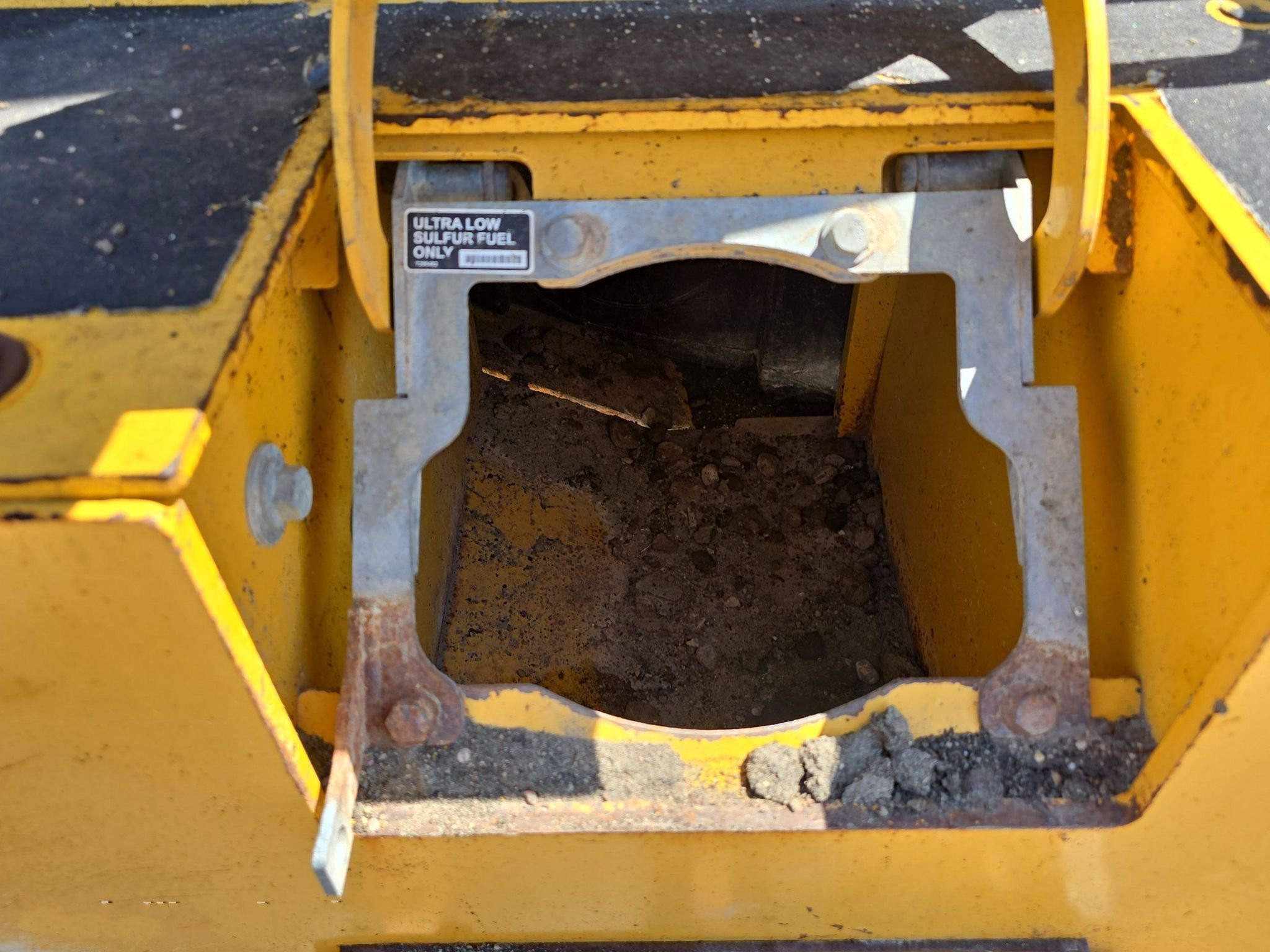gallery 2014 John Deere 824K Wheel Loader