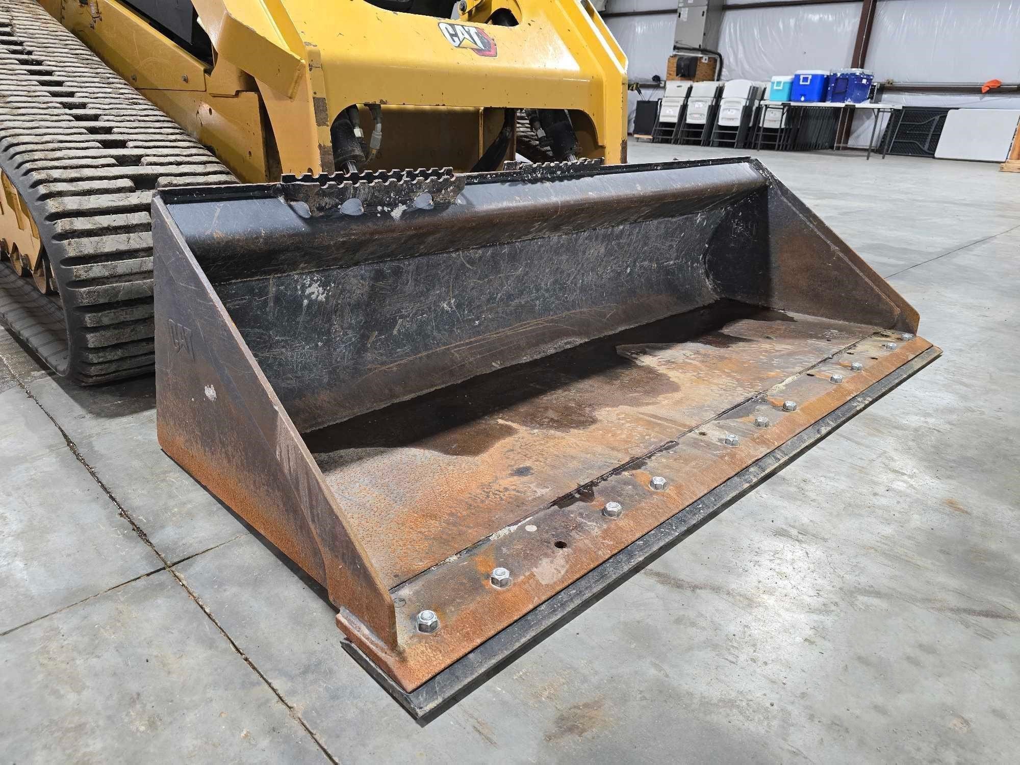 gallery 2022 Caterpillar 299D3 skid steer