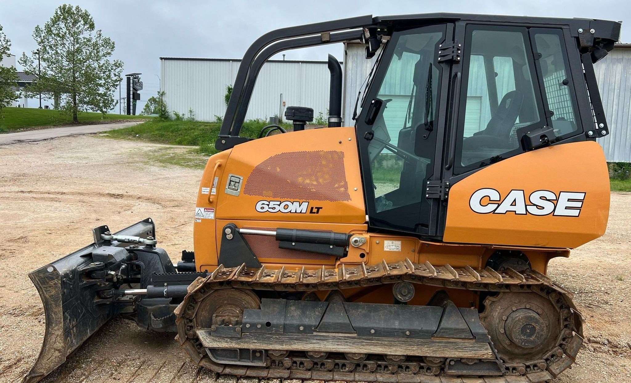 gallery 2020 Case 650M LT dozer