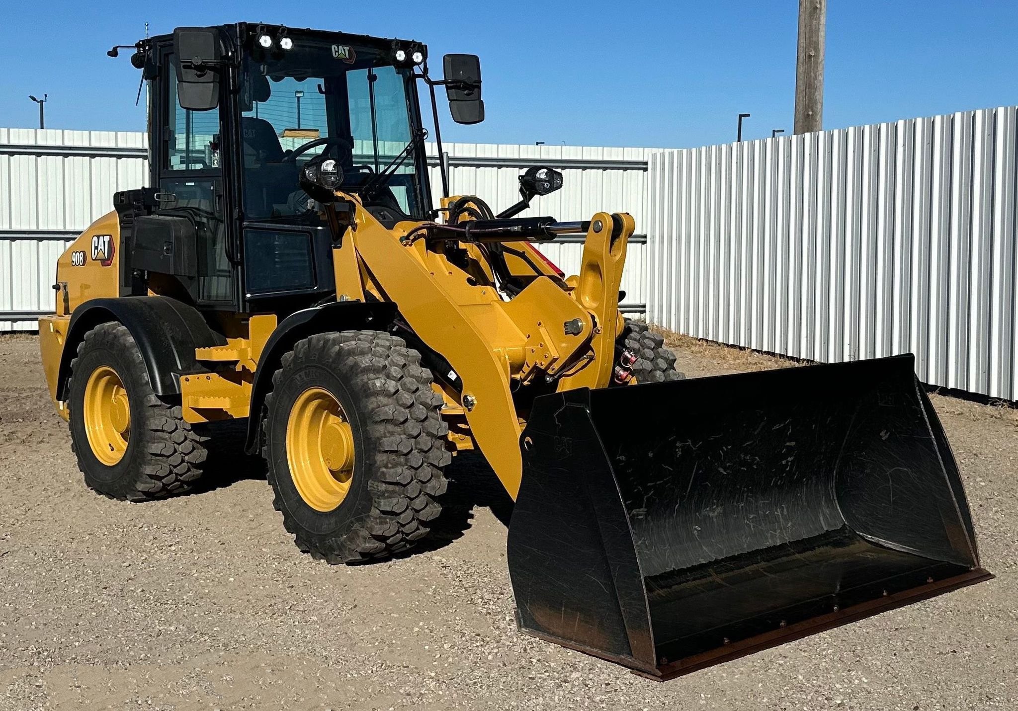 gallery 2023 Caterpillar 908 wheel loader