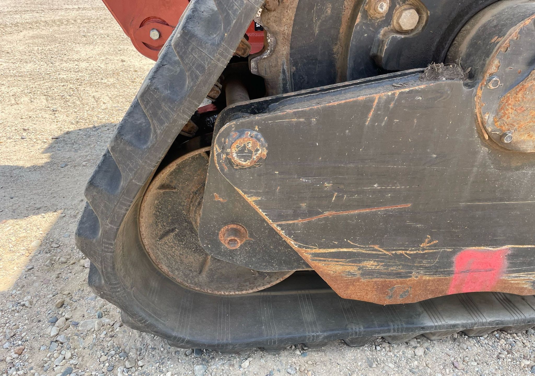 gallery 2011 Ditch Witch RT115 Quad vibratory cable plow