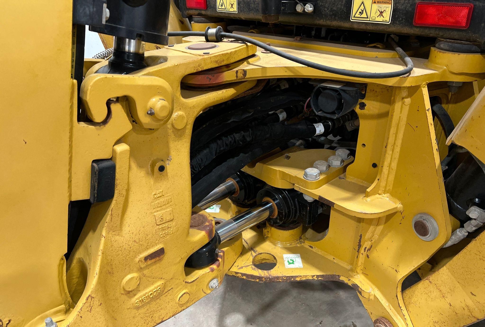 gallery 2012 Caterpillar 420E IT  backhoe
