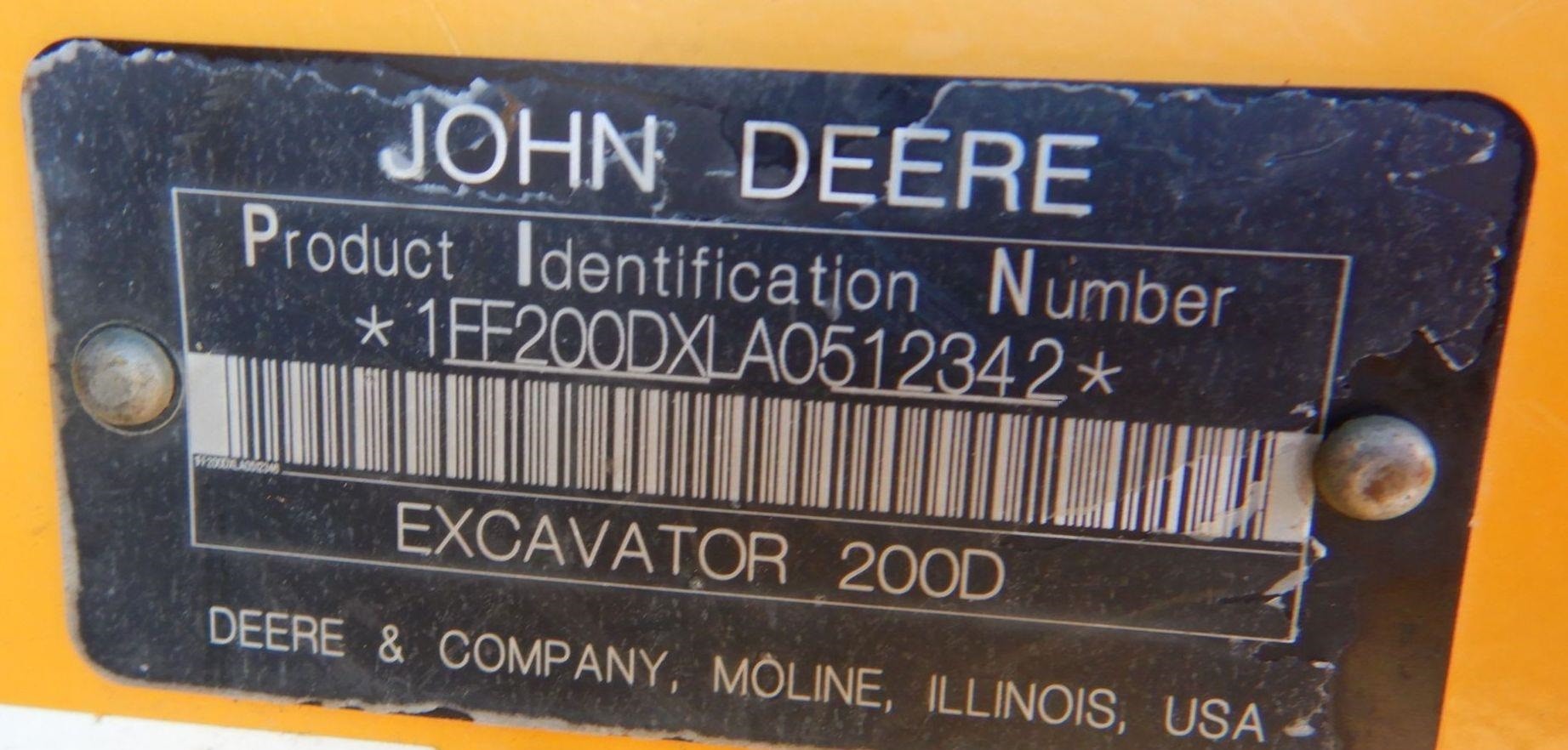 gallery 2011 John Deere 200DLC  excavator