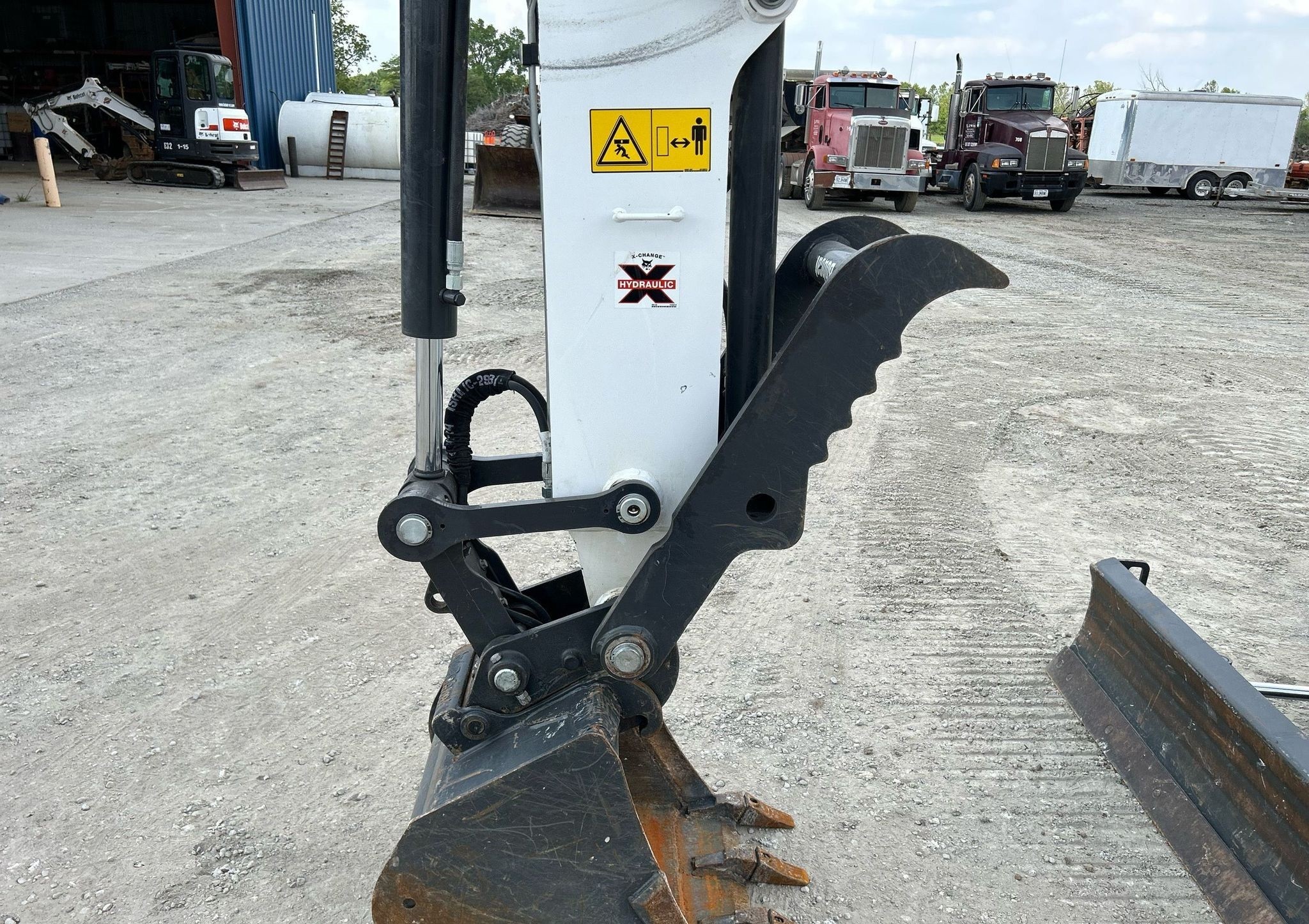 gallery 2021 Bobcat E42 R2 series mini excavator