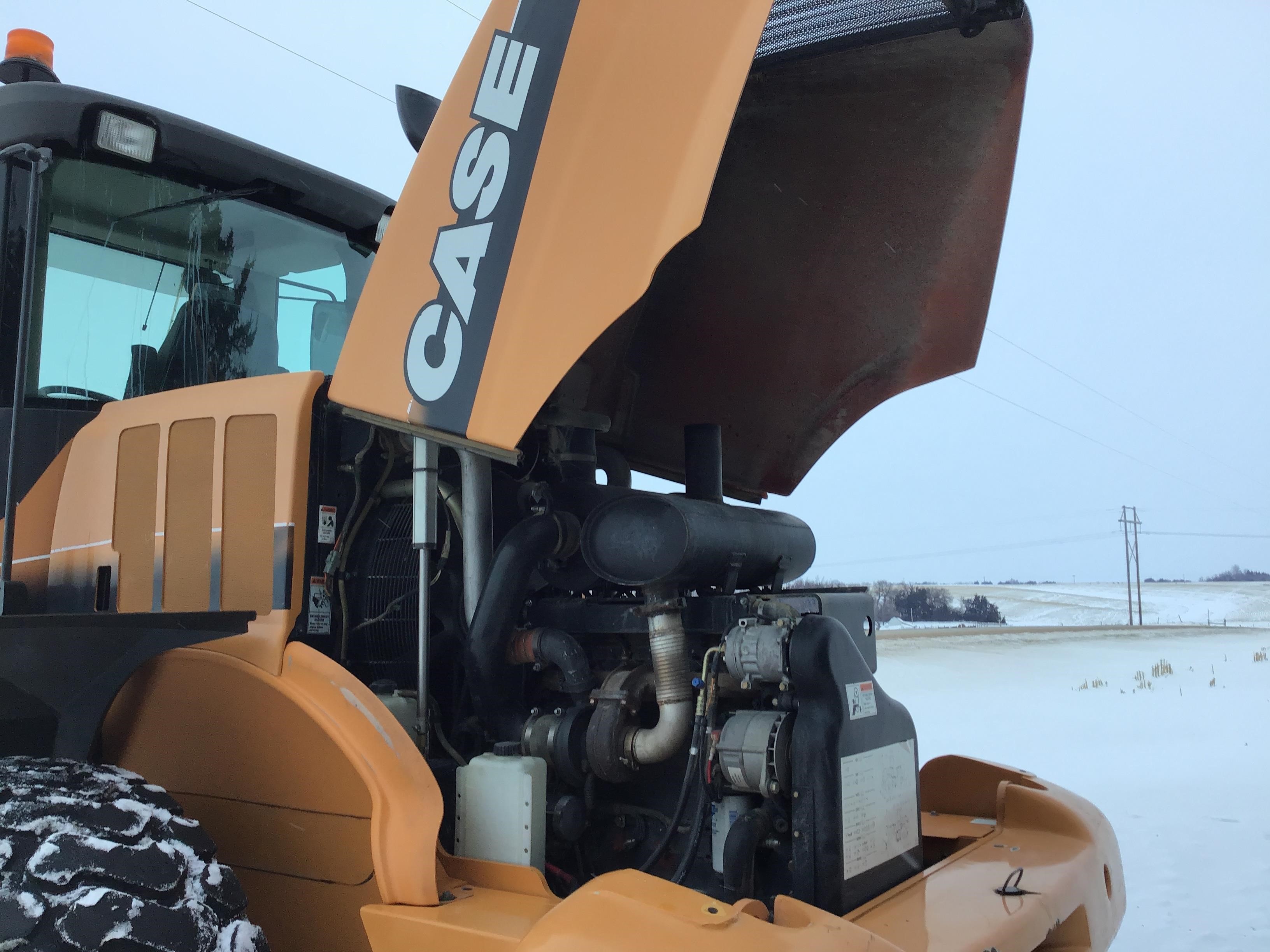 gallery 2010 Case 821E Wheel Loader