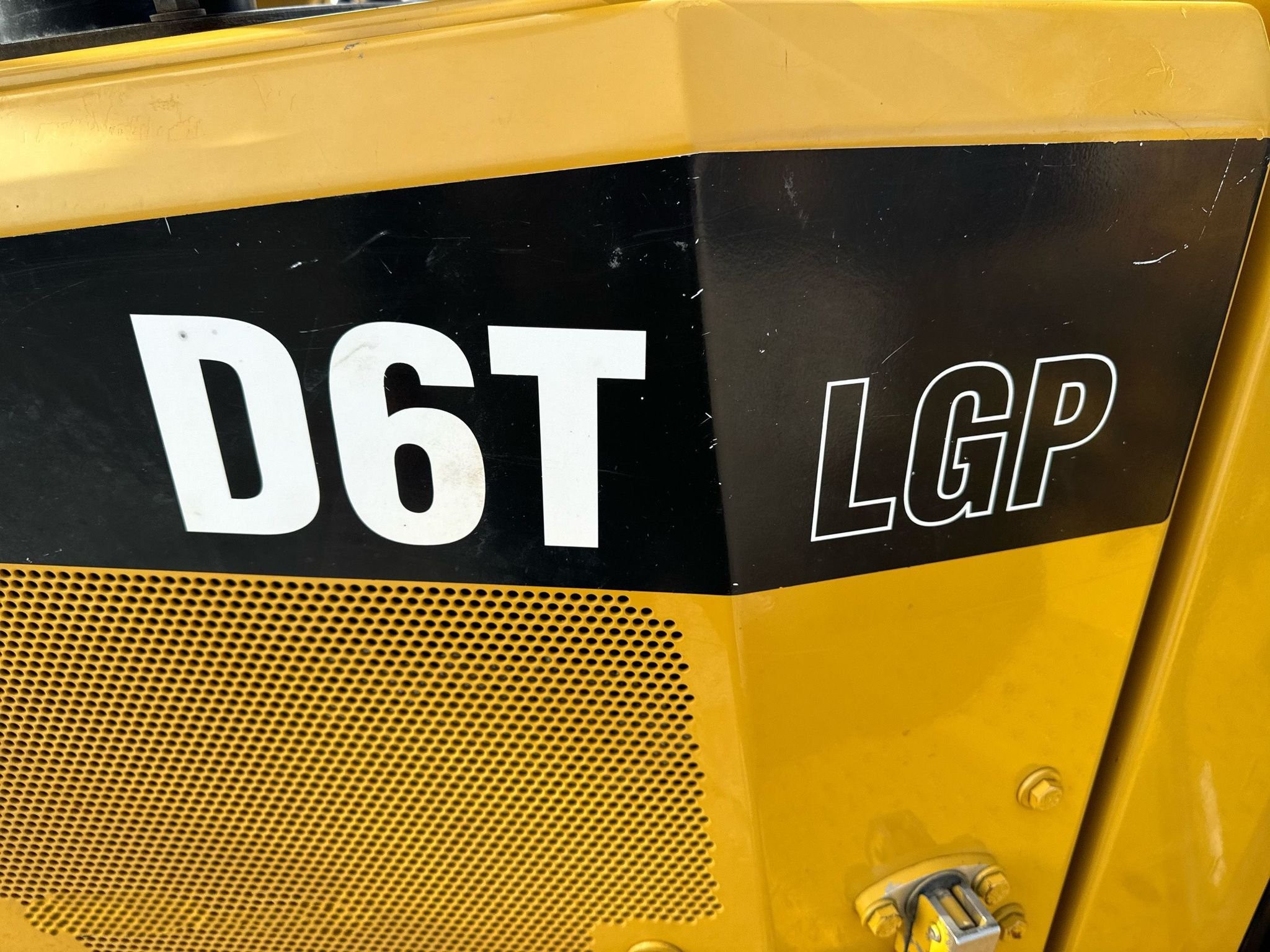 gallery 2014 Caterpillar D6T LGP dozer