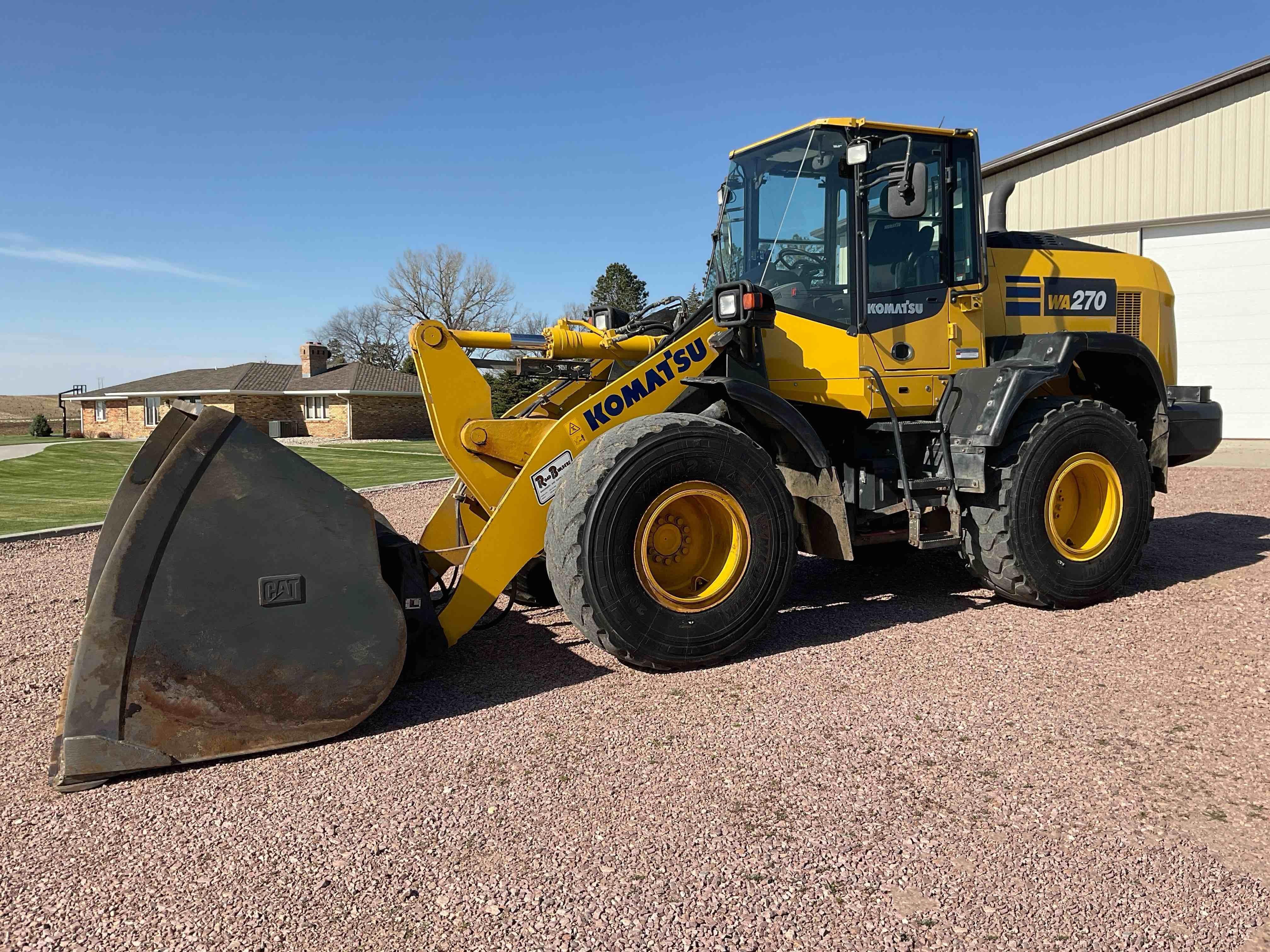 gallery 2019 Komatsu WA270-8 Wheel Loader