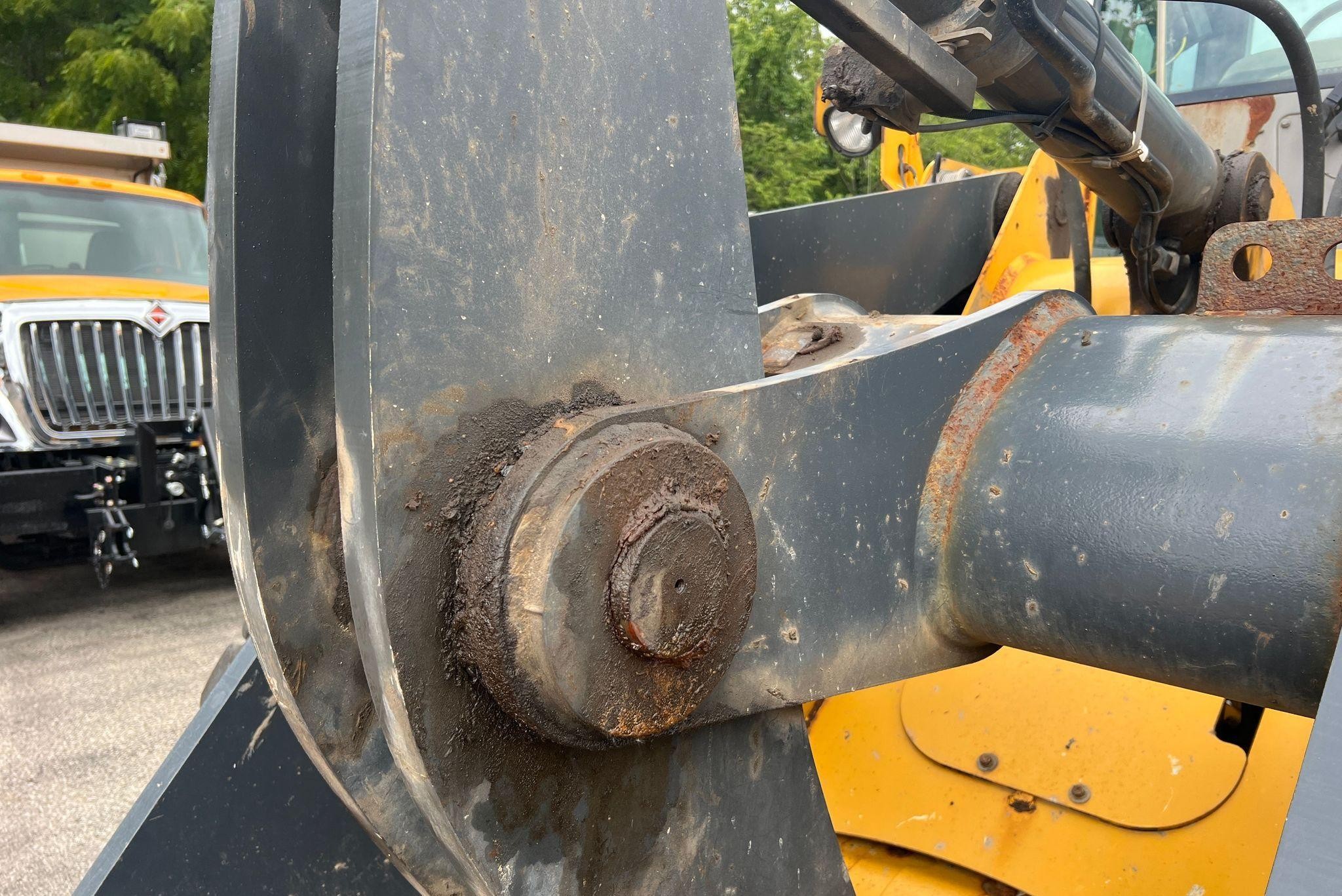 gallery 2008 John Deere 544J wheel loader