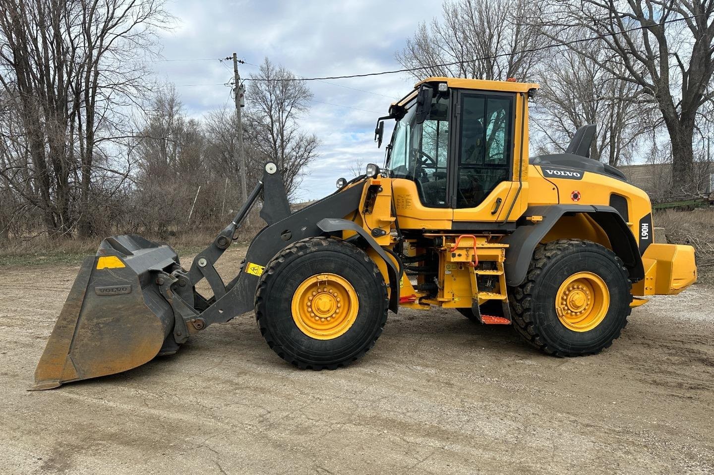 gallery 2018 Volvo L90H Wheel Loader