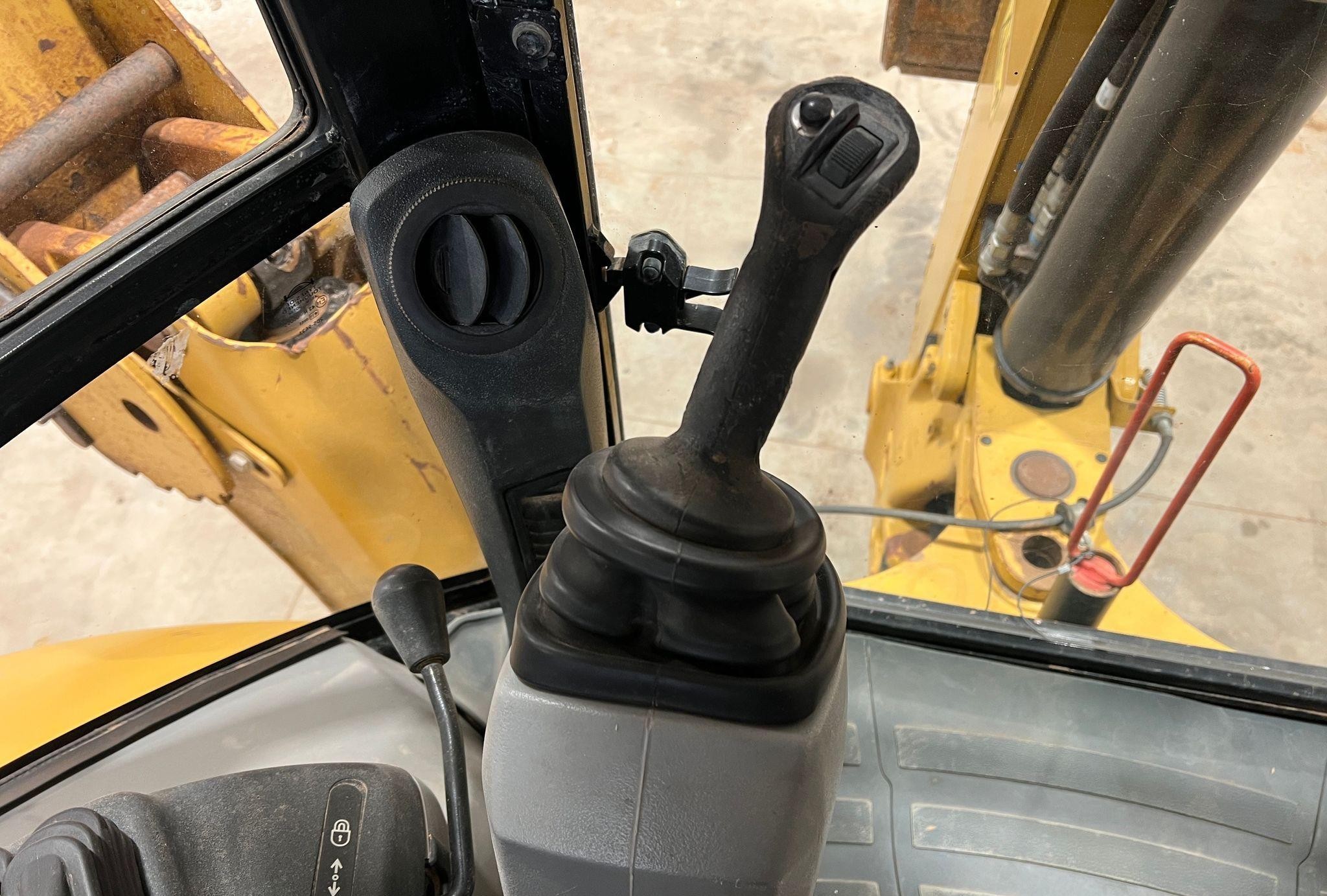 gallery 2012 Caterpillar 420E IT  backhoe