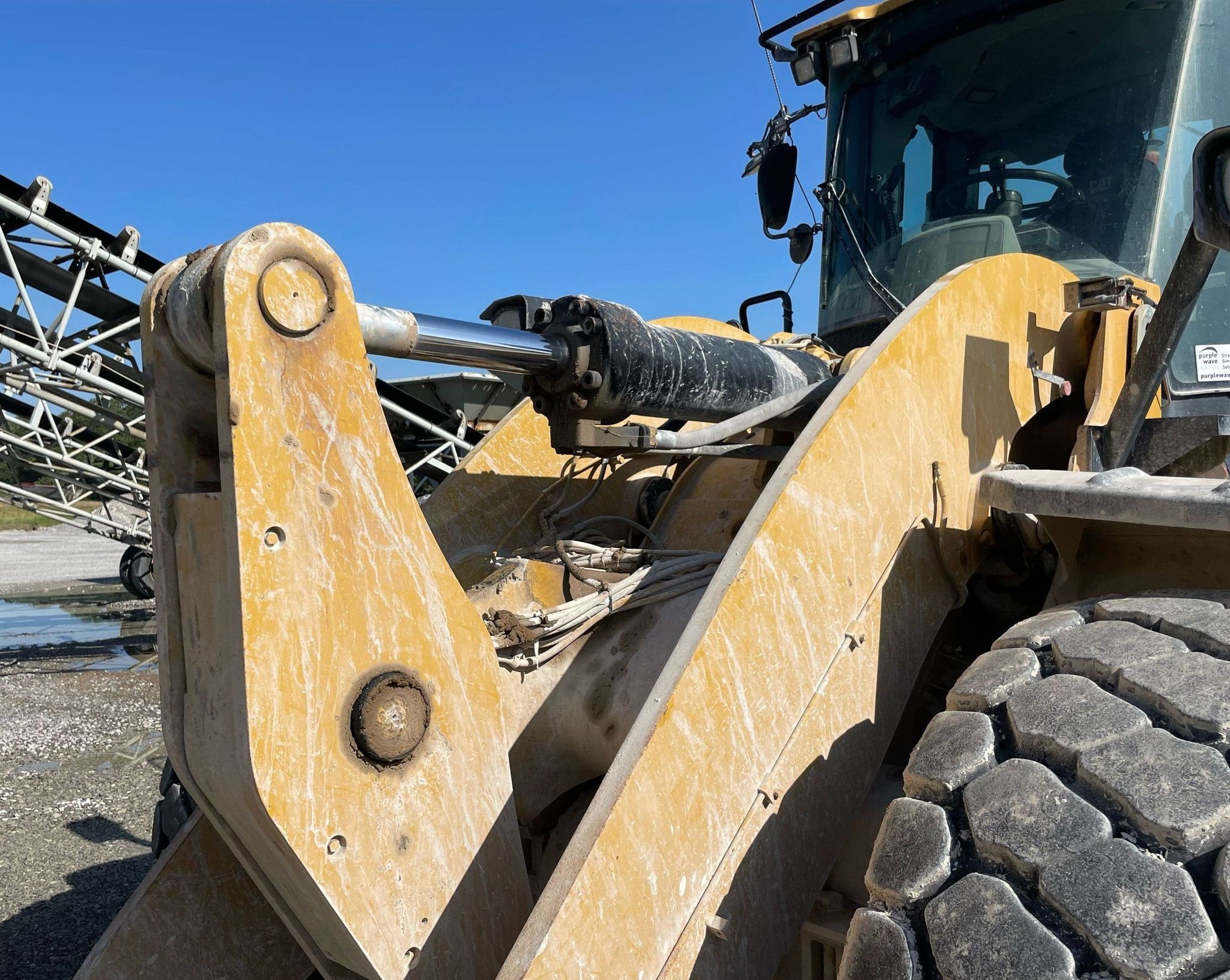 gallery 2012 Caterpillar 962K wheel loader