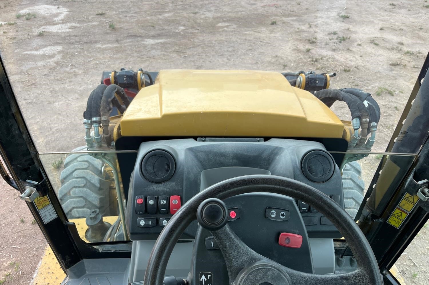 gallery 2015 Caterpillar 430F IT 4x4 Loader Backhoe