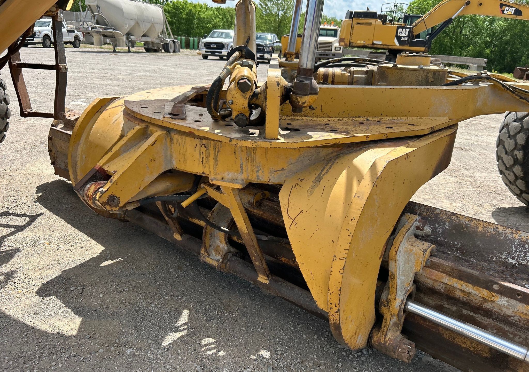 gallery 2006 Caterpillar 160H VHP Plus motor grader