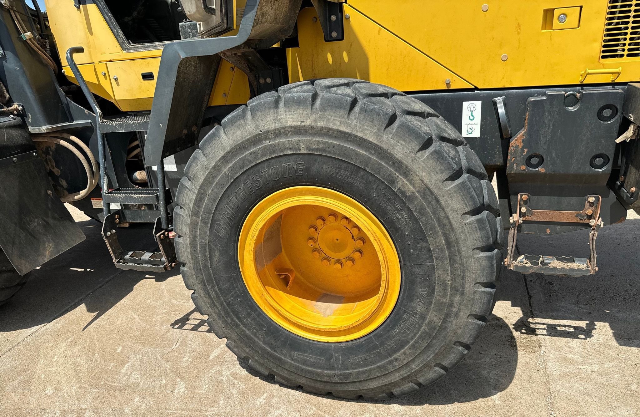 gallery 2014 Komatsu WA270-7 wheel loader