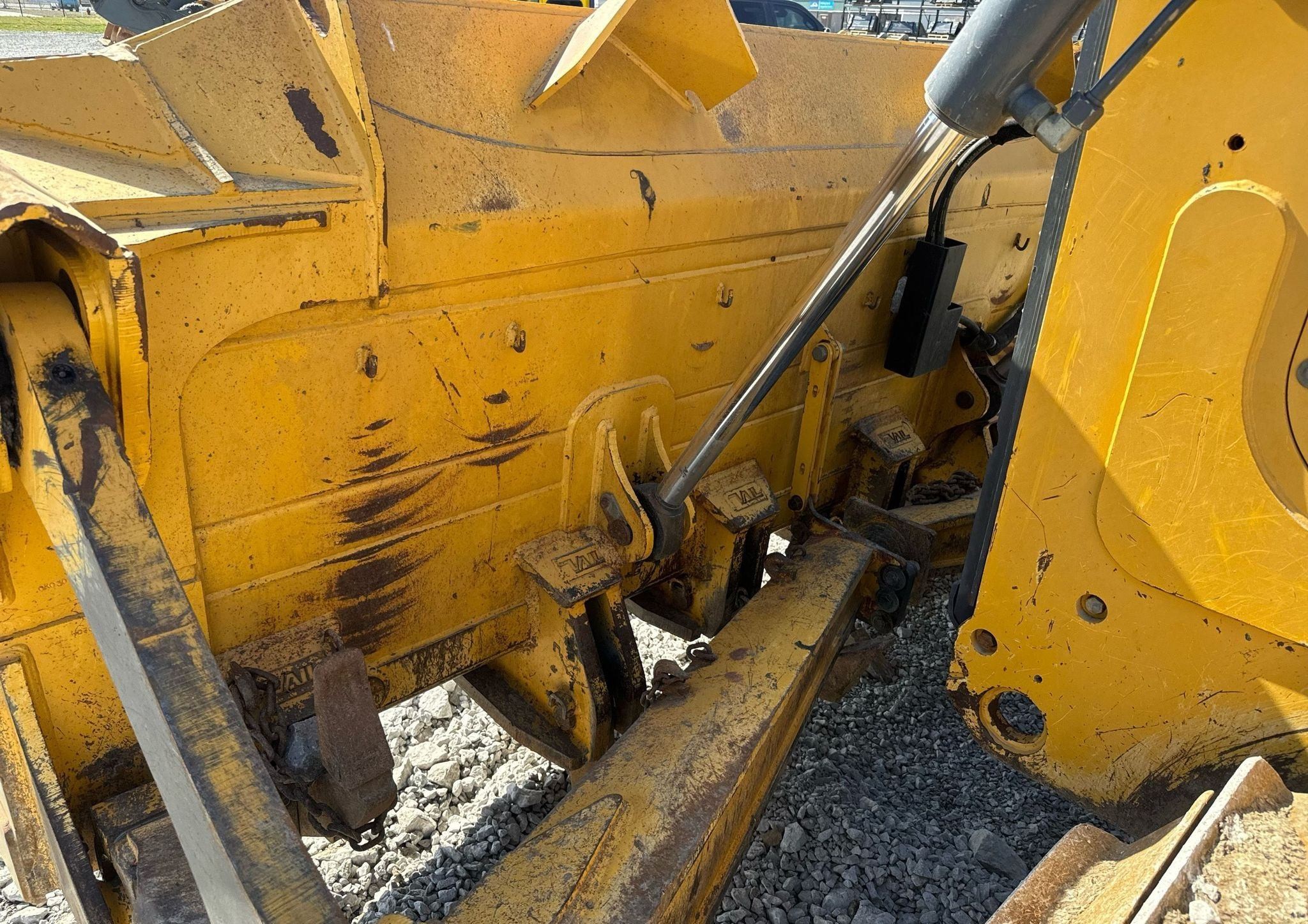 gallery 2011 John Deere 850K WT dozer