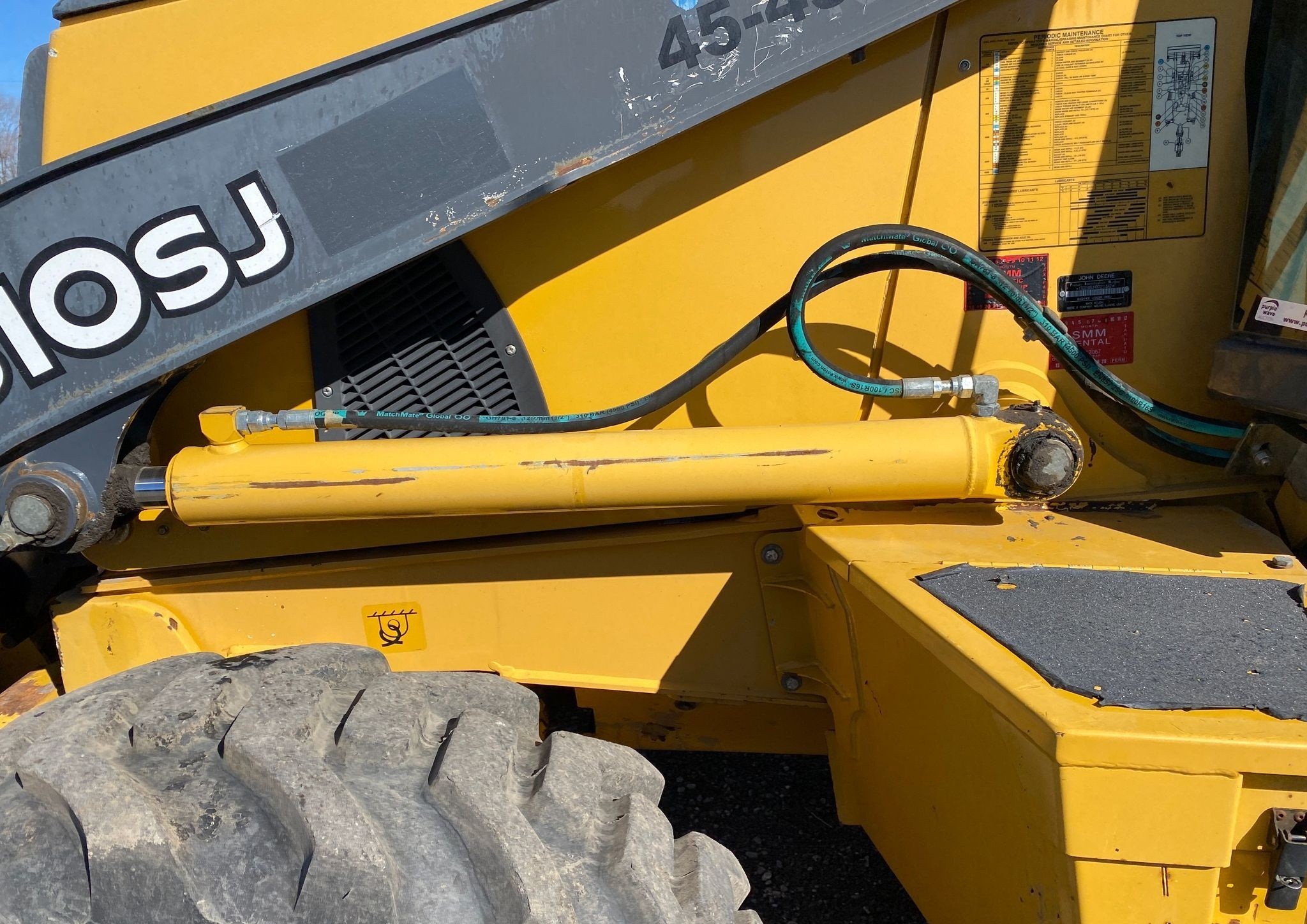 gallery 2012 John Deere 310SJ backhoe