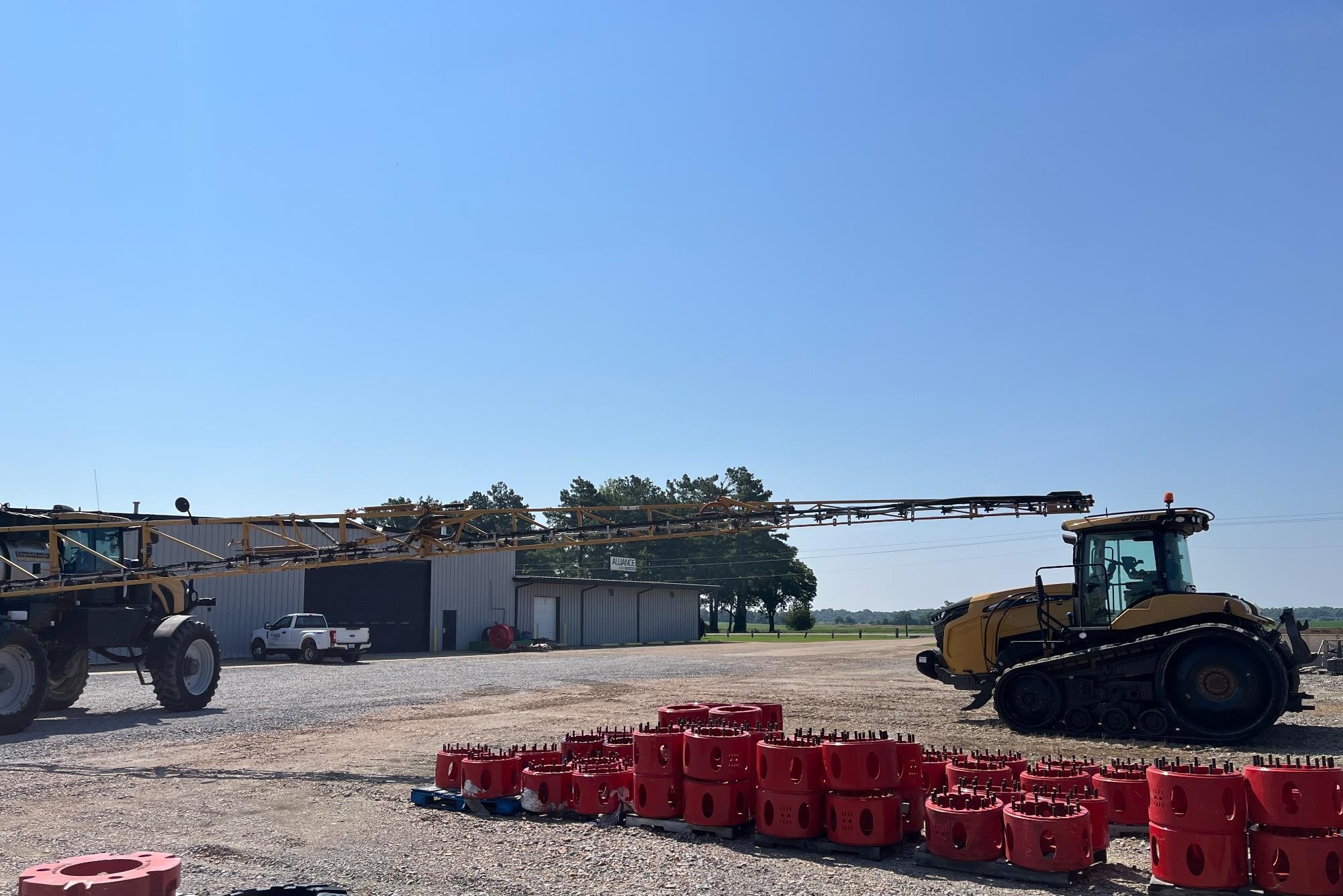 gallery 2019 RoGator RG1300C Self-Propelled Sprayer